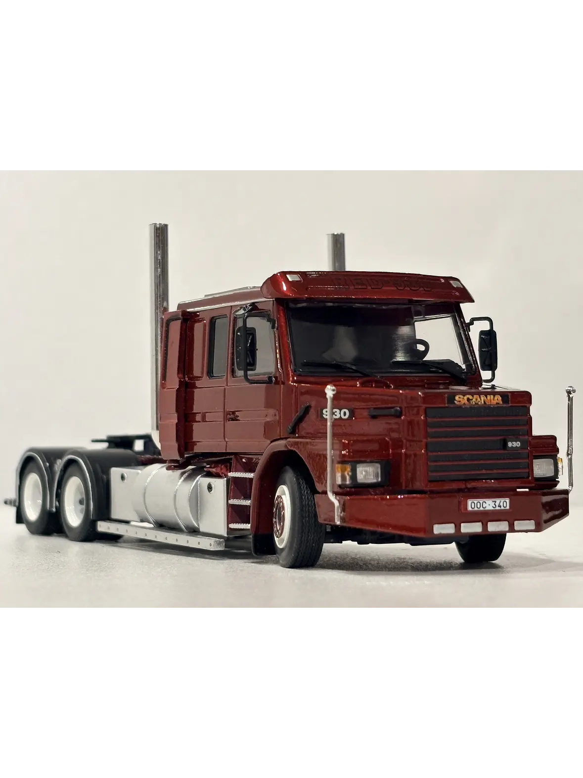 Scania 2 Series Torpedo Metallinkierratys V8 | Tekno 1:50 – Camión clásico europeo con doble cabina 1