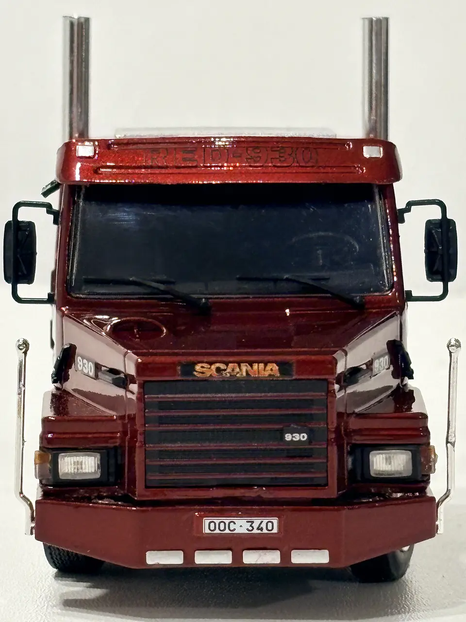Camión Scania 2 Series Torpedo | Tekno Escala 1:50 2