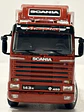 Scania 3 Series 143M Streamline 4x2 WSI Premium Line 1:50 burdeo – Clásico V8 europeo para coleccionistas en Chile - Miniatura 3
