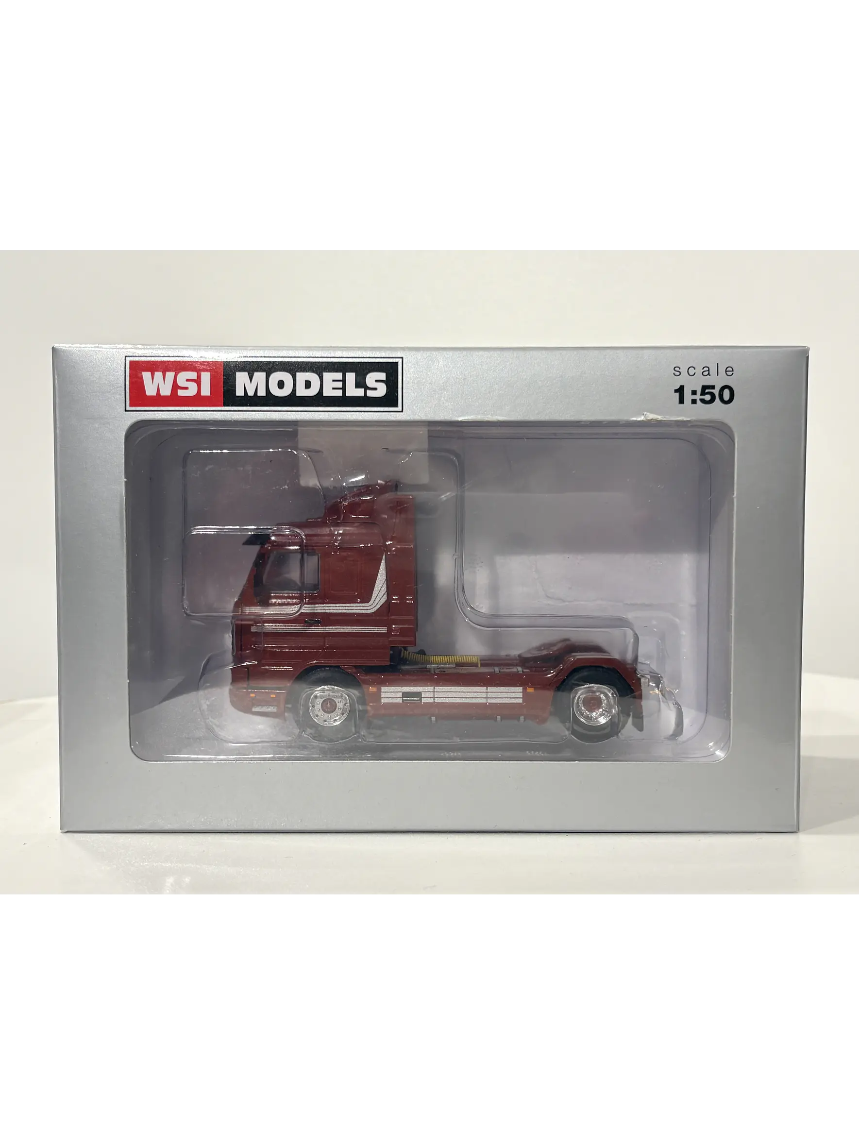 Scania 3 Series 143M Streamline 4x2 WSI Premium Line 1:50 burdeo – Clásico V8 europeo para coleccionistas en Chile 10