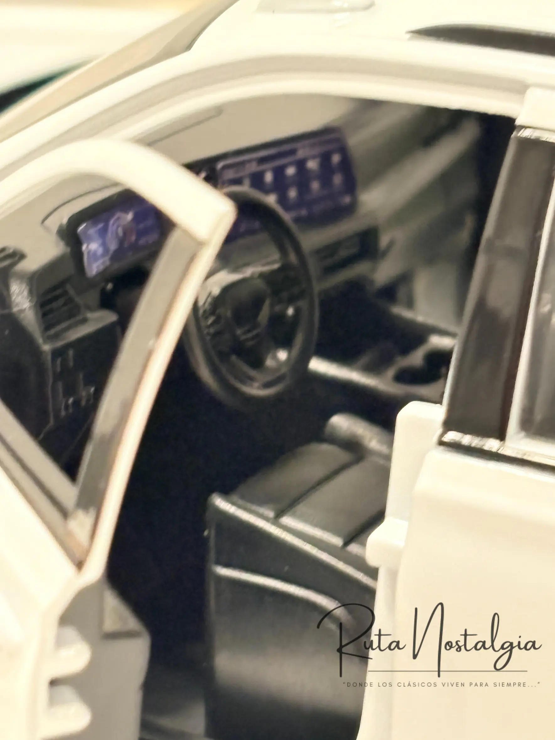 Auto / SUV Chevrolet Tahoe Z71 - 2025 | Motormax 1:24 2
