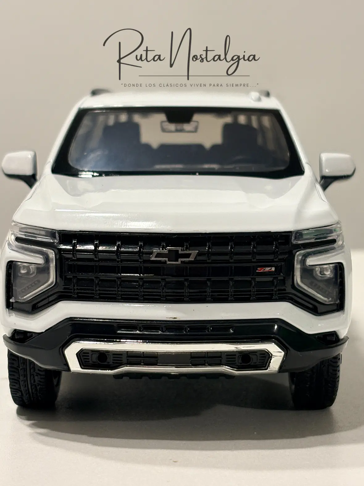 Auto / SUV Chevrolet Tahoe Z71 - 2025 | Motormax 1:24 3