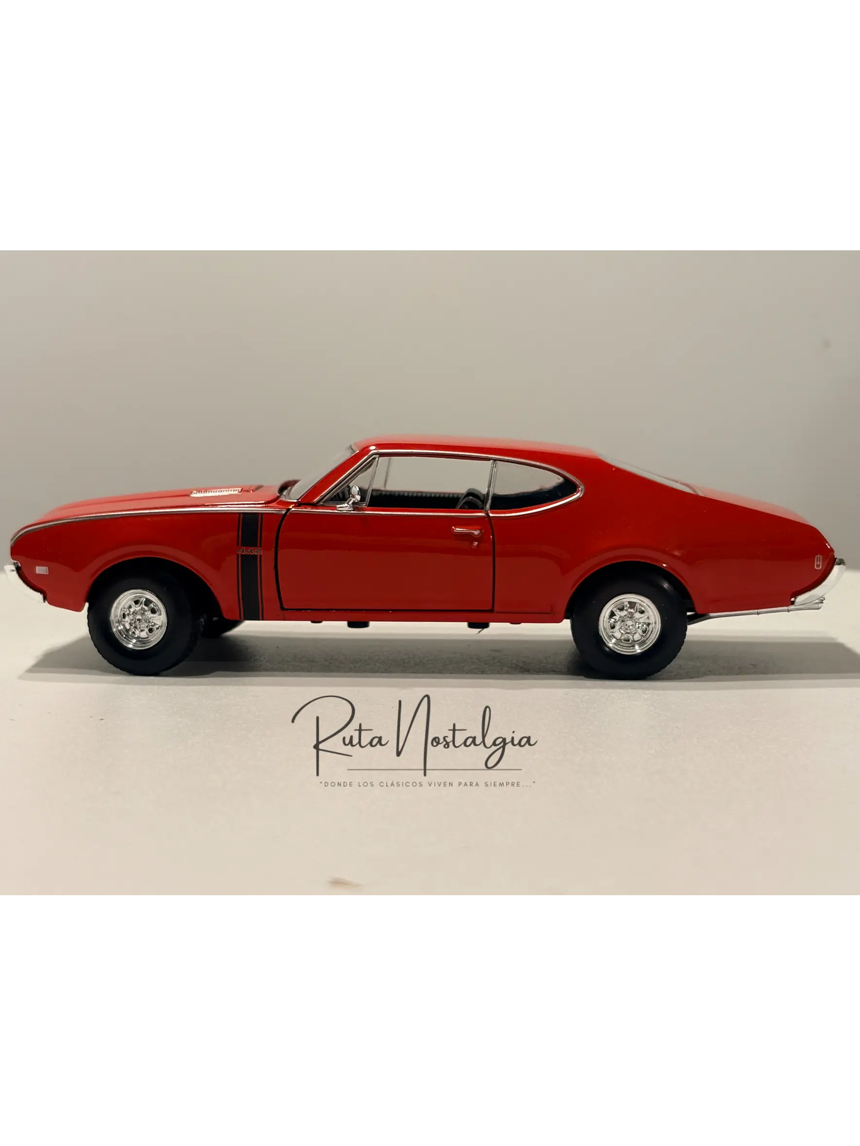 Oldsmobile 442 - 1968 | Welly 1:24  | Auto clásico americano 5