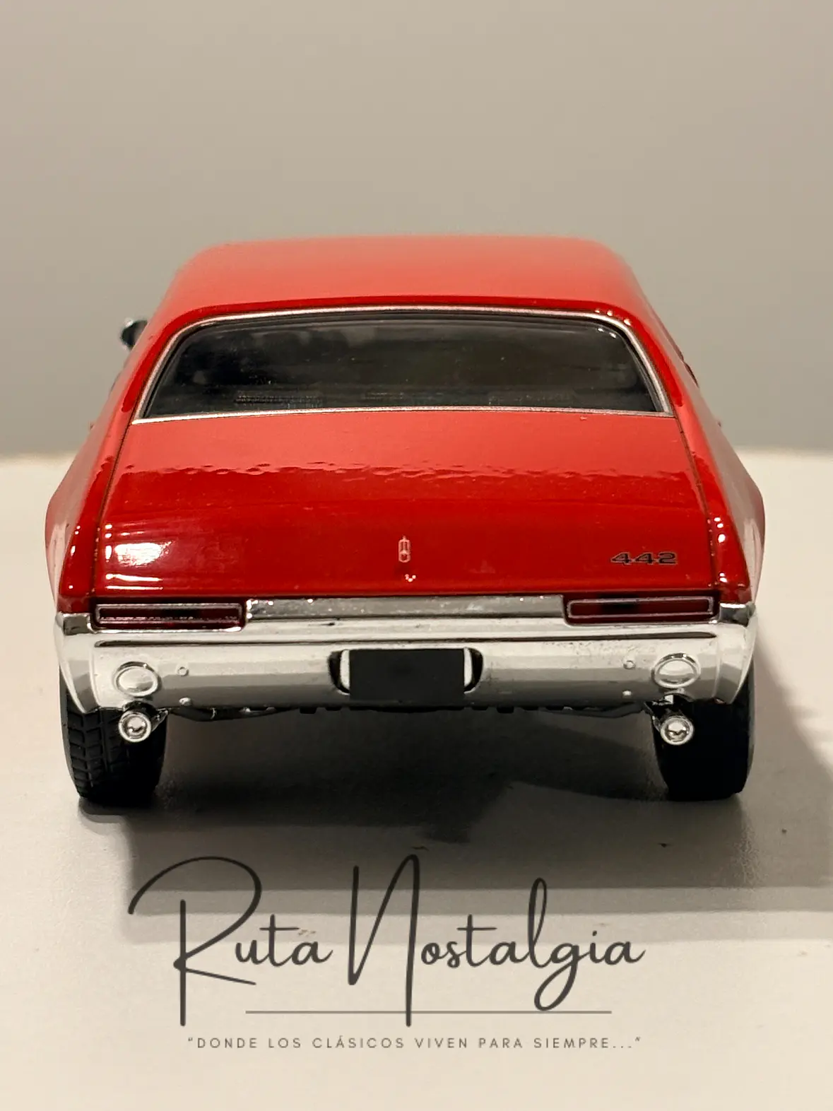 Oldsmobile 442 - 1968 | Welly 1:24  | Auto clásico americano 7
