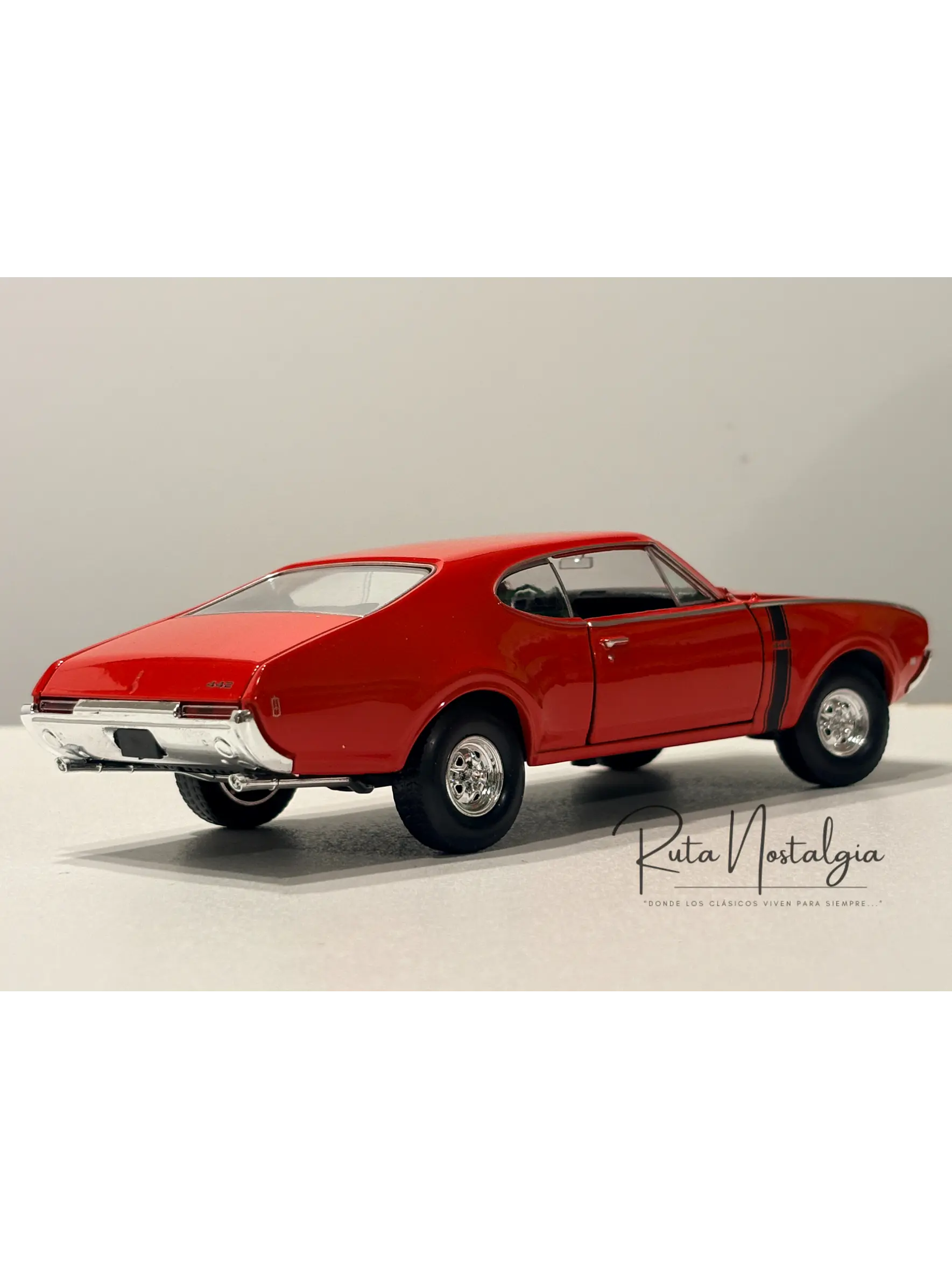 Oldsmobile 442 - 1968 | Welly 1:24  | Auto clásico americano 8