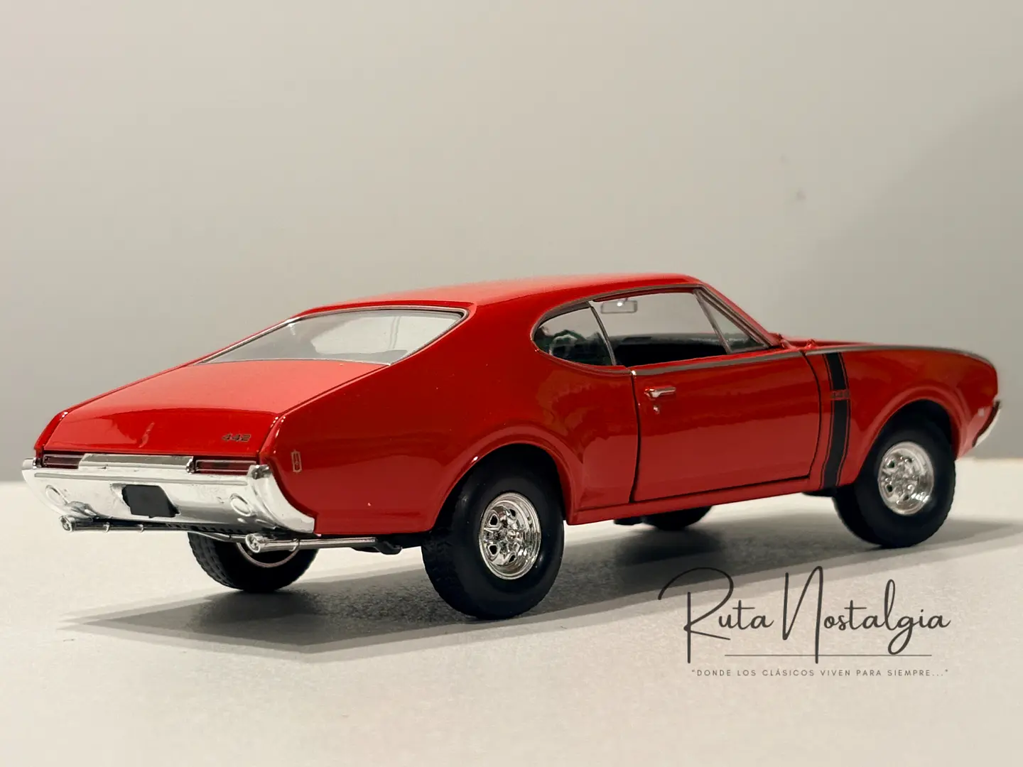 Auto Oldsmobile 442 (1968) | Welly Escala 1:24 8