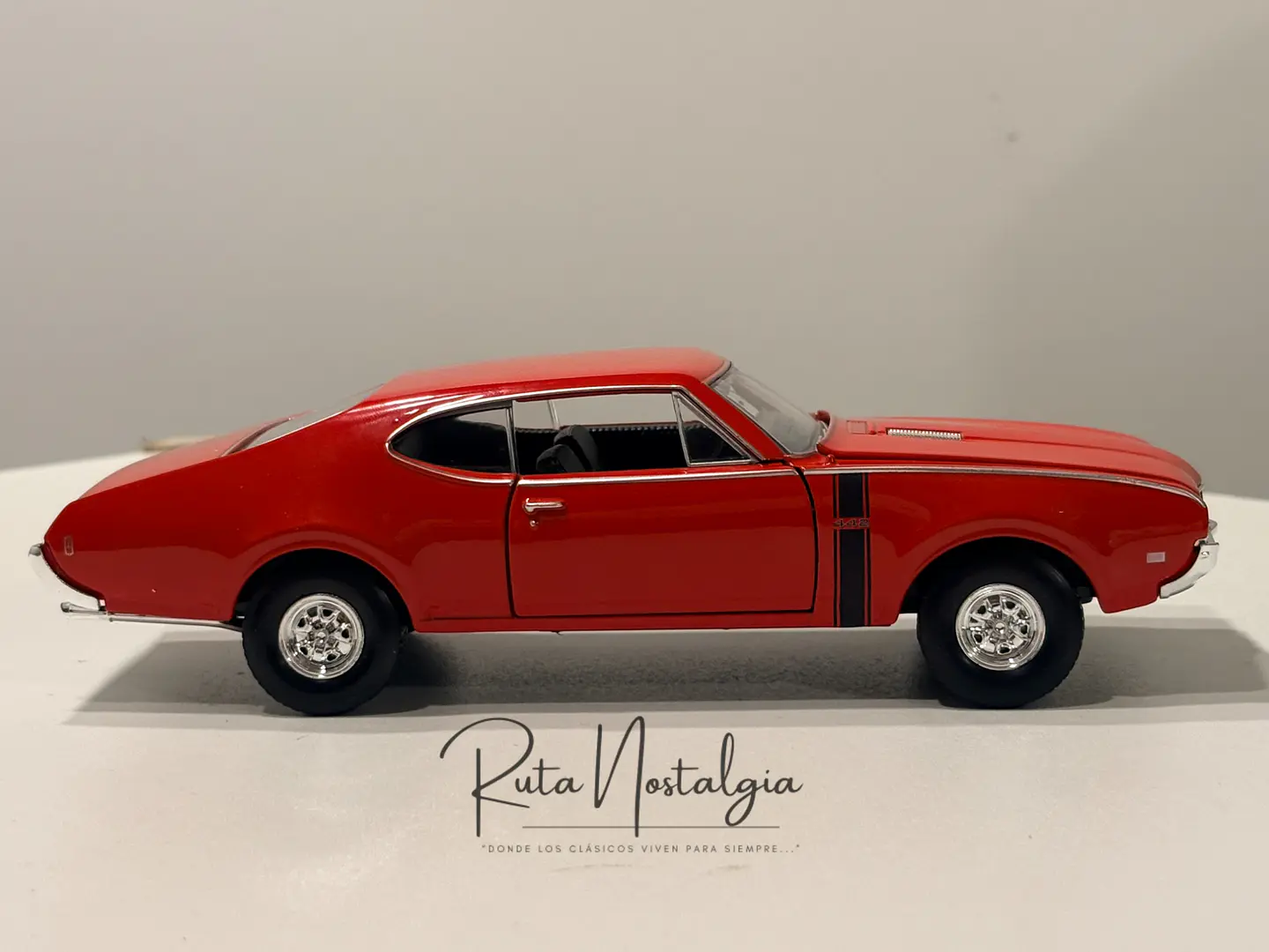 Auto Oldsmobile 442 (1968) | Welly Escala 1:24 9