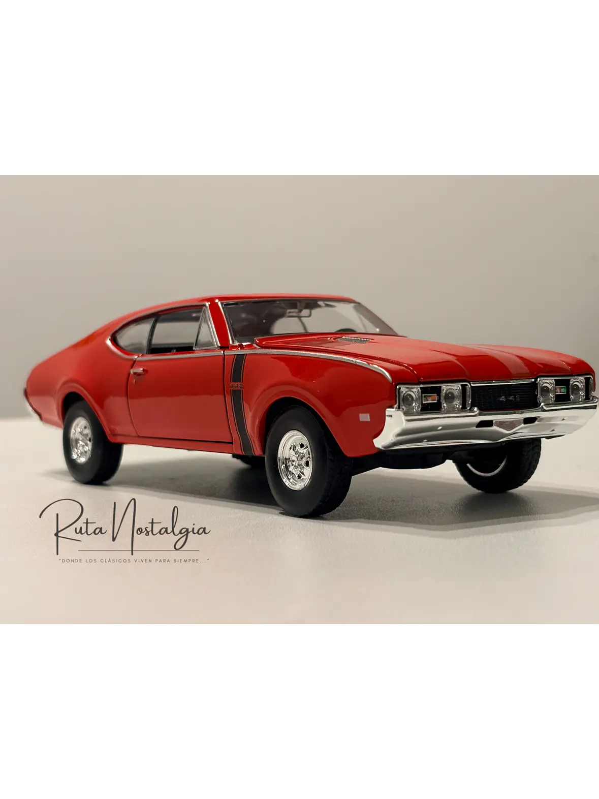 Oldsmobile 442 - 1968 | Welly 1:24  | Auto clásico americano 10