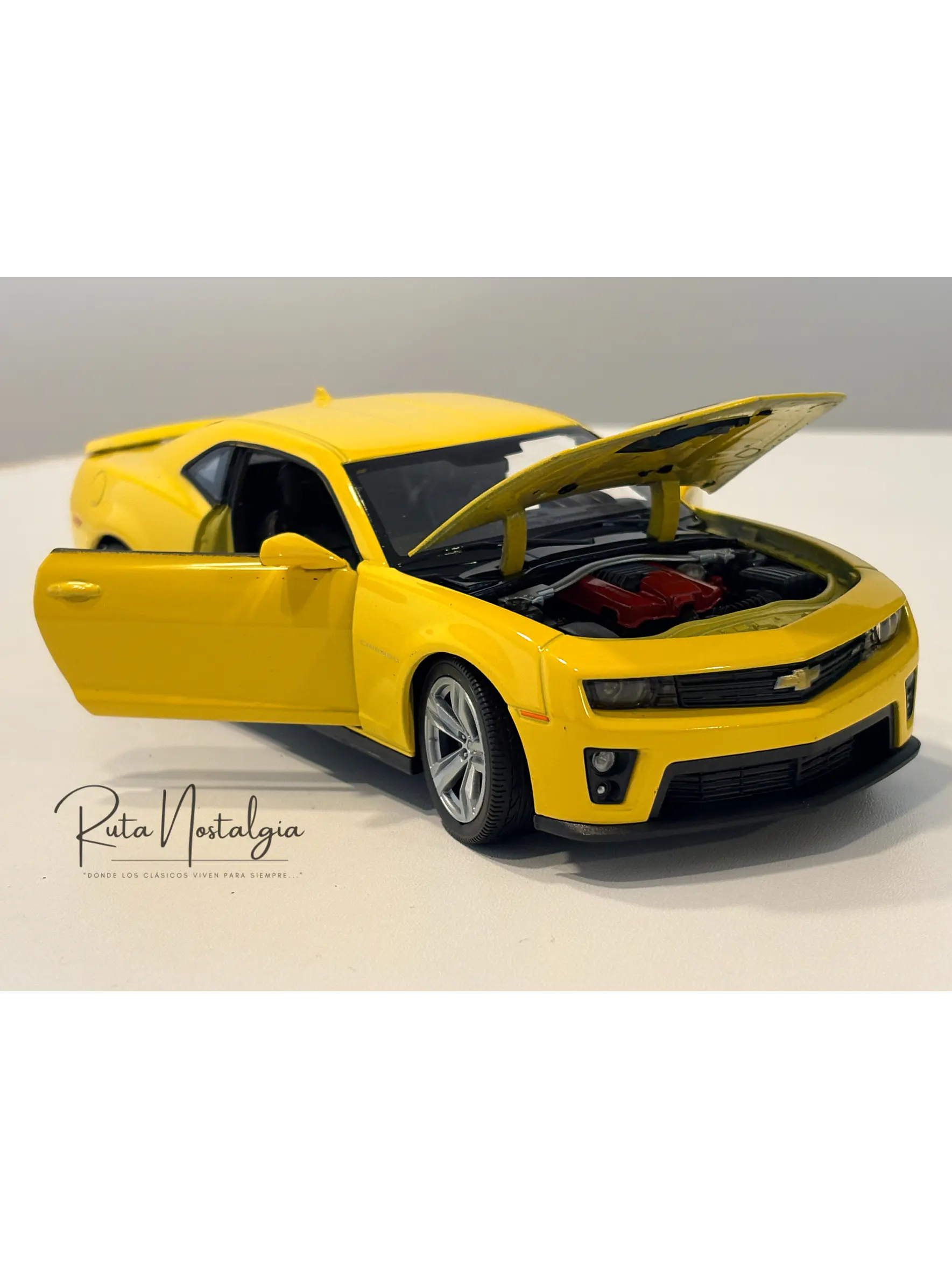 Chevrolet Camaro ZL1 - 2012  |  Welly  1:24 | Auto deportivo 1