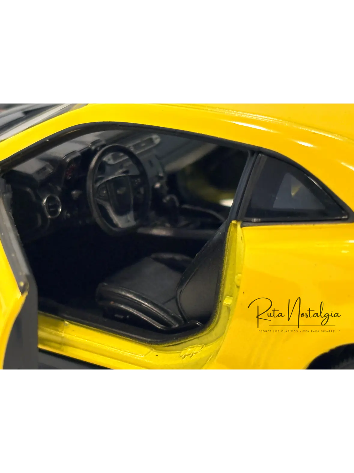 Chevrolet Camaro ZL1 - 2012  |  Welly  1:24 | Auto deportivo 2