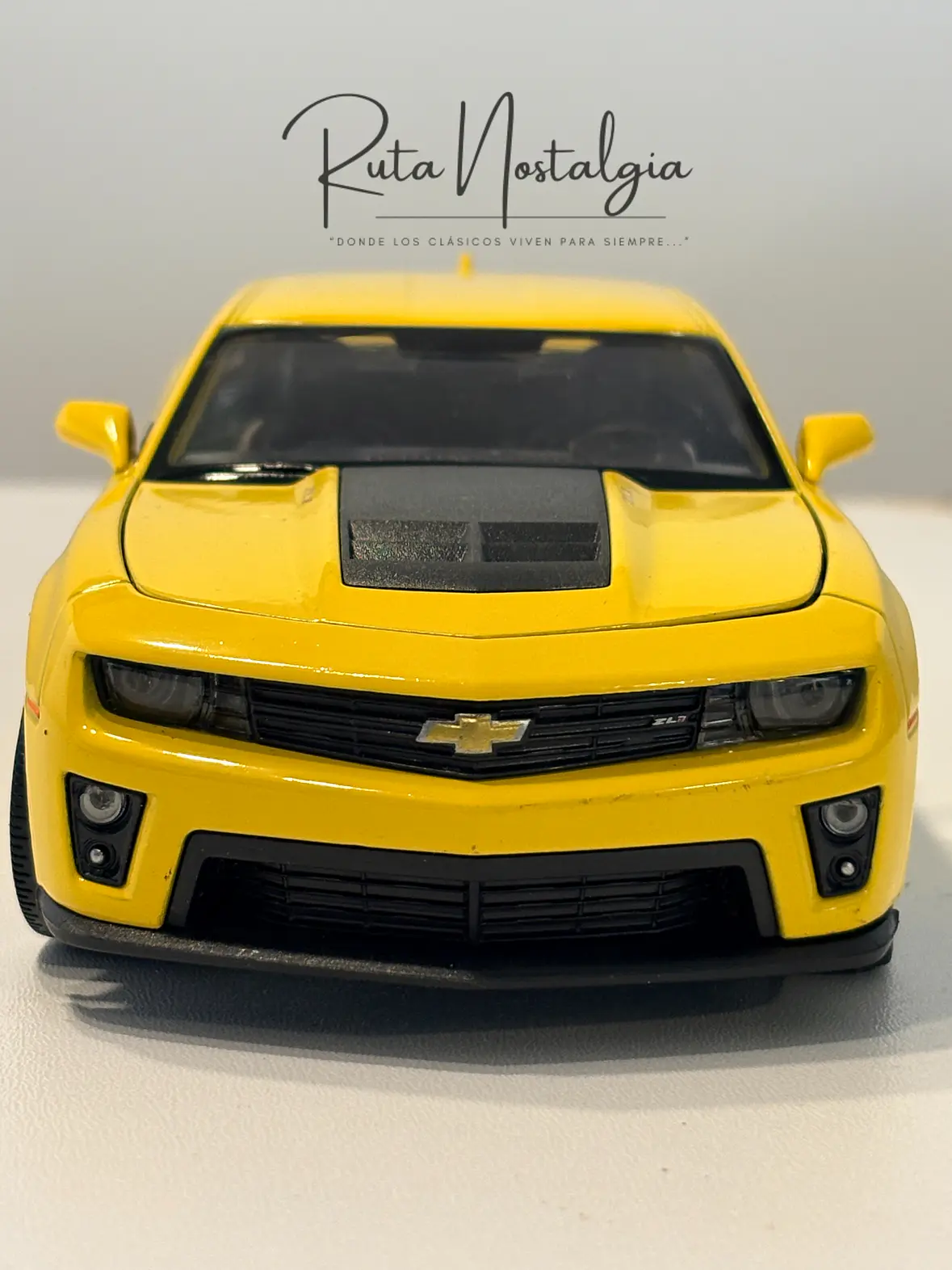 Chevrolet Camaro ZL1 - 2012  |  Welly  1:24 | Auto deportivo 4