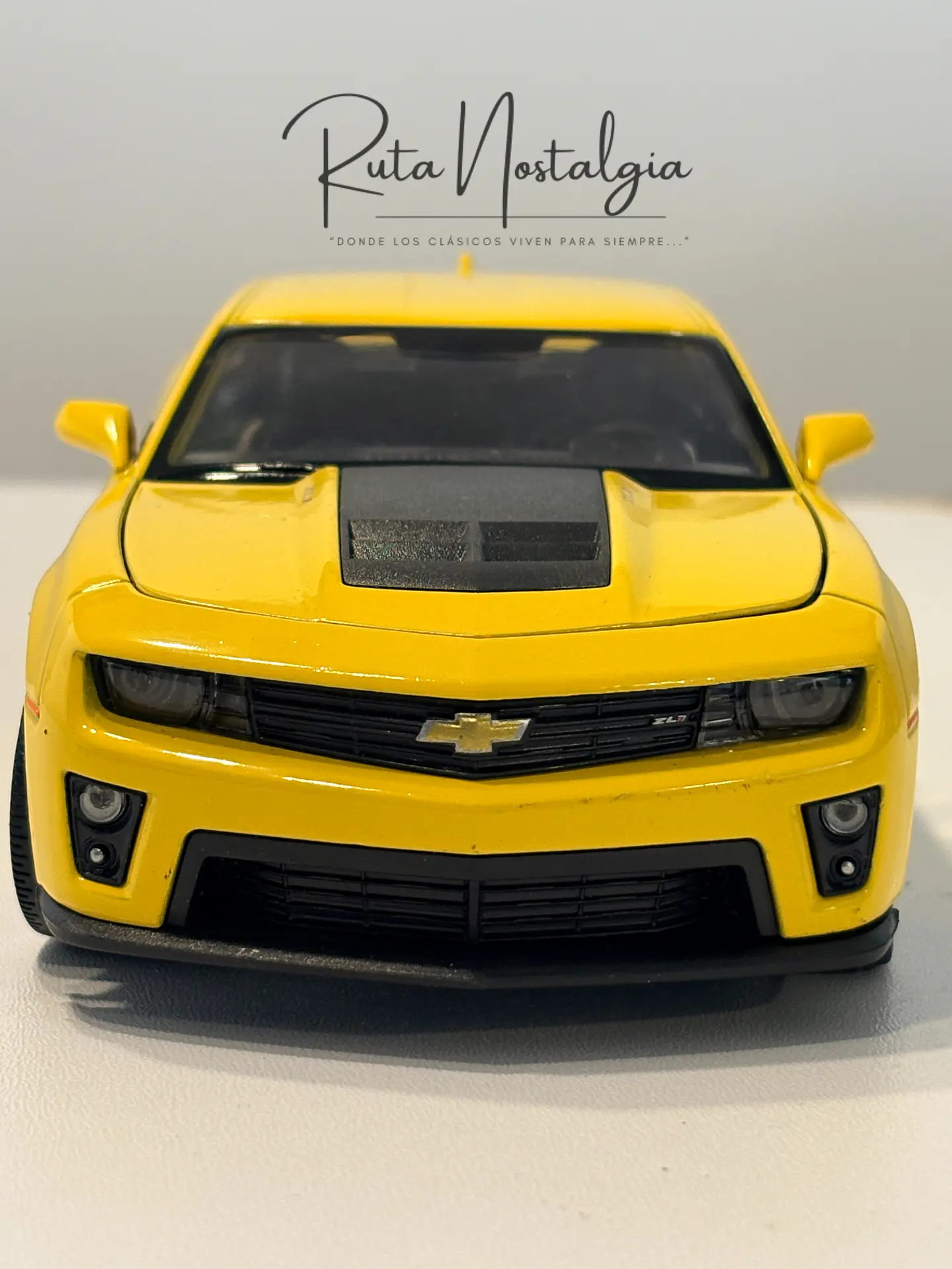 Auto Camaro ZL1 2012 Welly NEX 1:24 Coleccionable 4