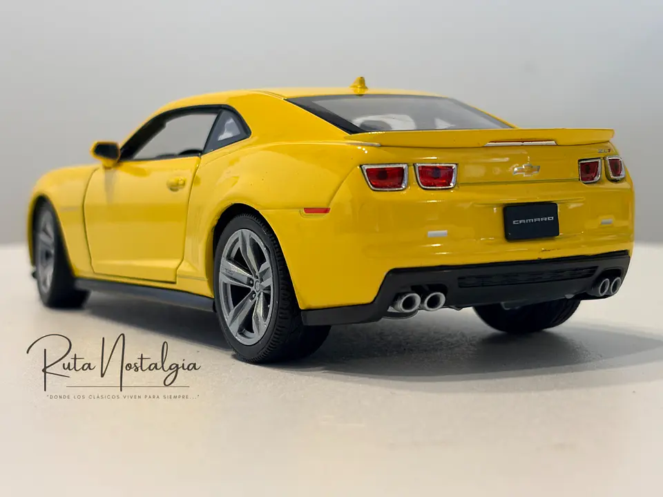 Auto Camaro ZL1 2012 Welly NEX 1:24 Coleccionable 7