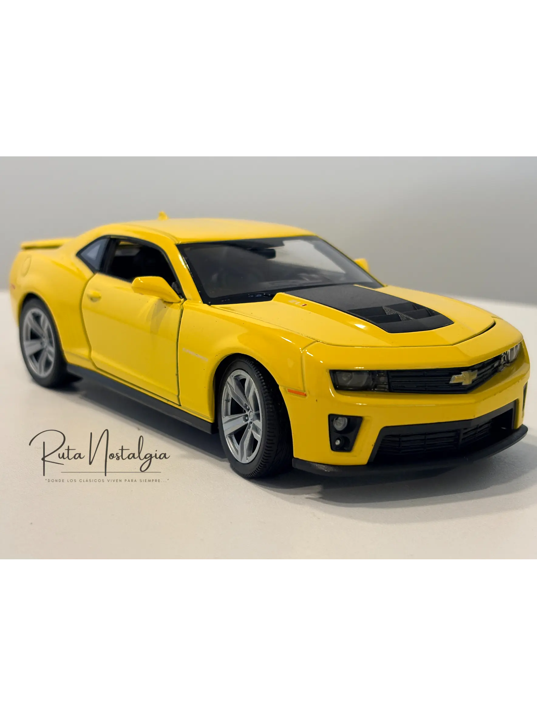 Chevrolet Camaro ZL1 - 2012  |  Welly  1:24 | Auto deportivo 10