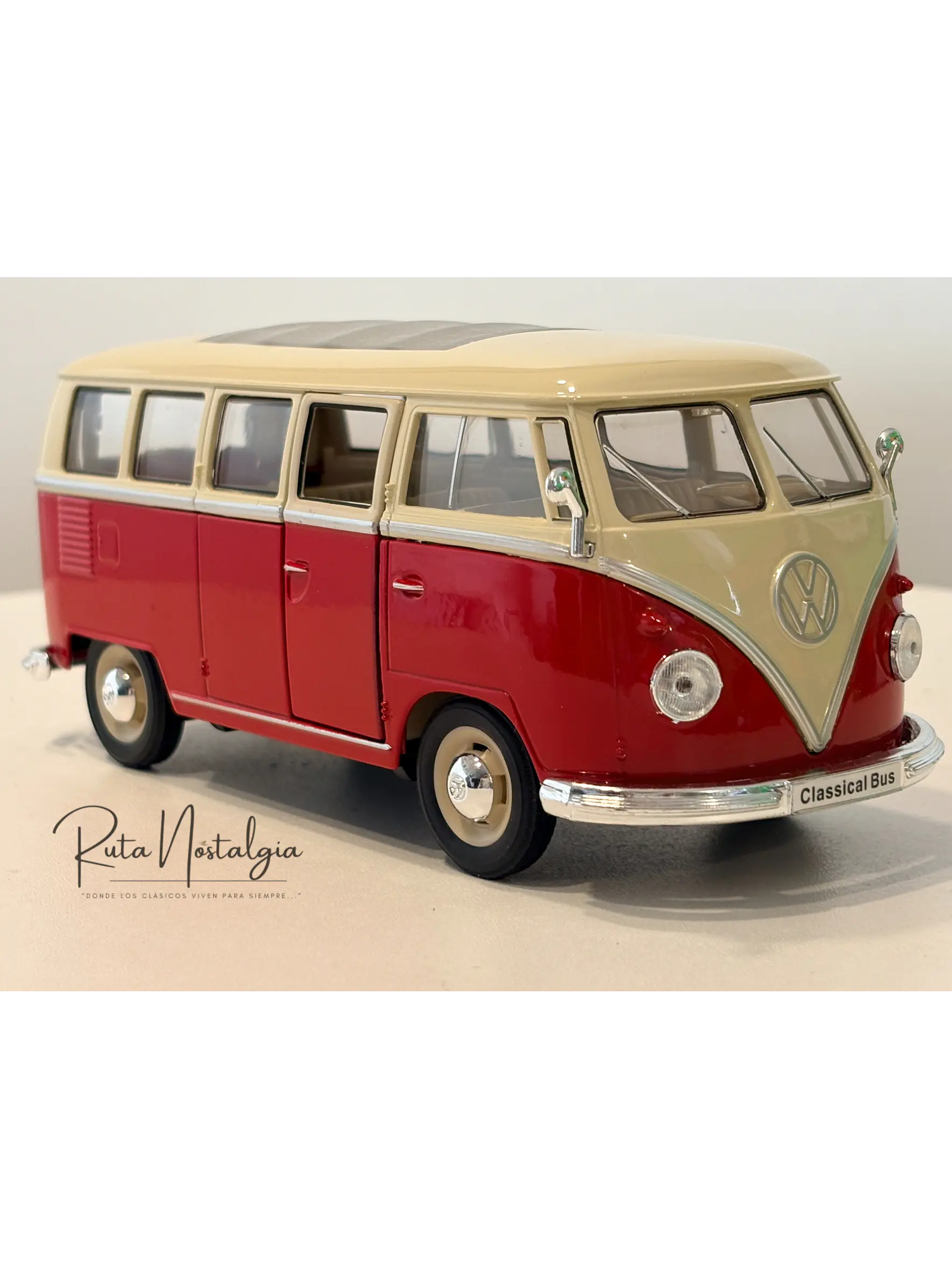 Volkswagen Bus T1 - 1963 | Welly   1:24 |  Furgón antiguo de colección 1