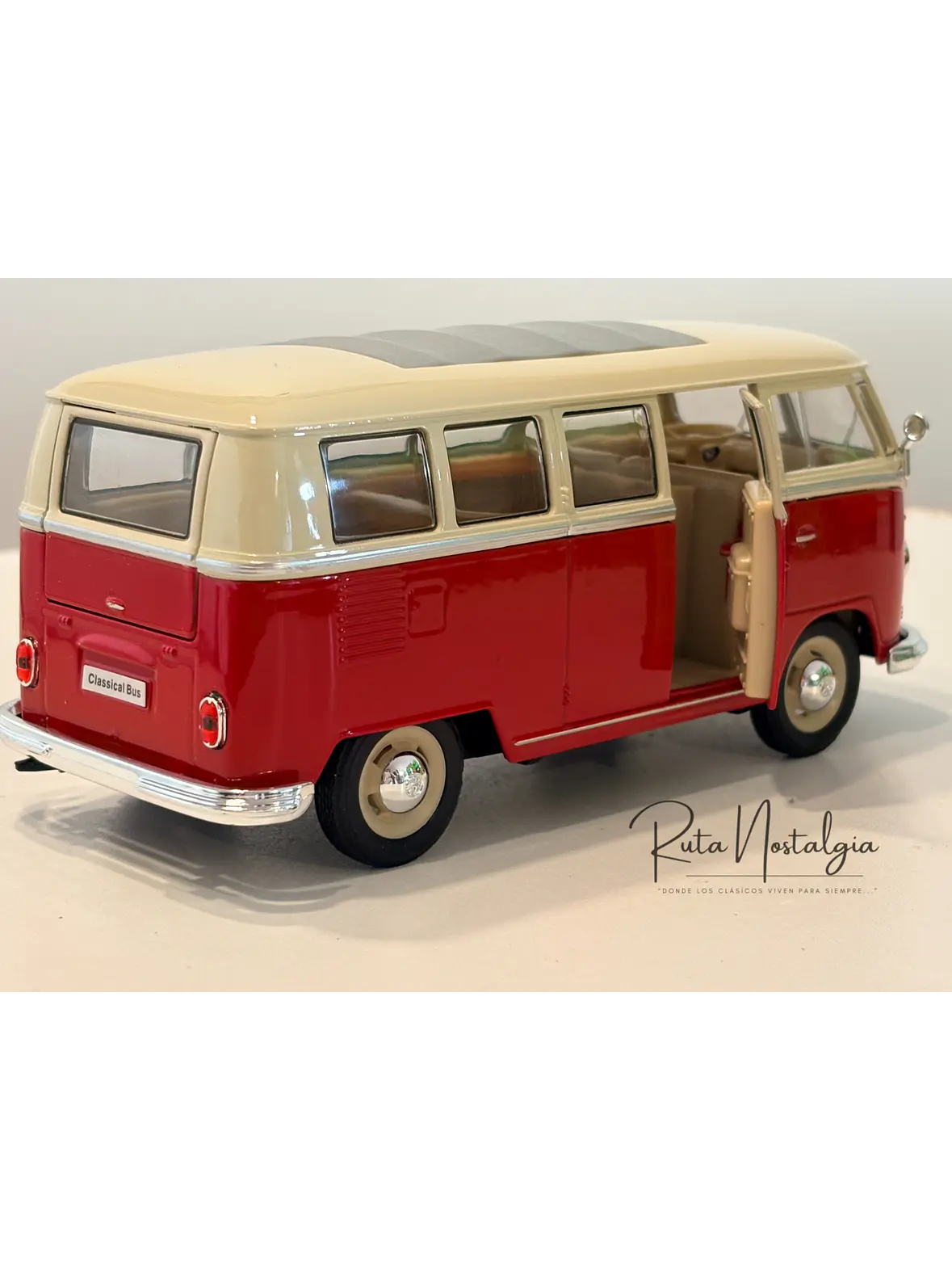 Volkswagen Bus T1 - 1963 | Welly   1:24 |  Furgón antiguo de colección 6