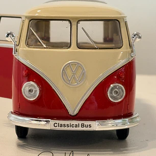 Volkswagen Bus T1 - 1963 | Welly   1:24 |  Furgón antiguo de colección
