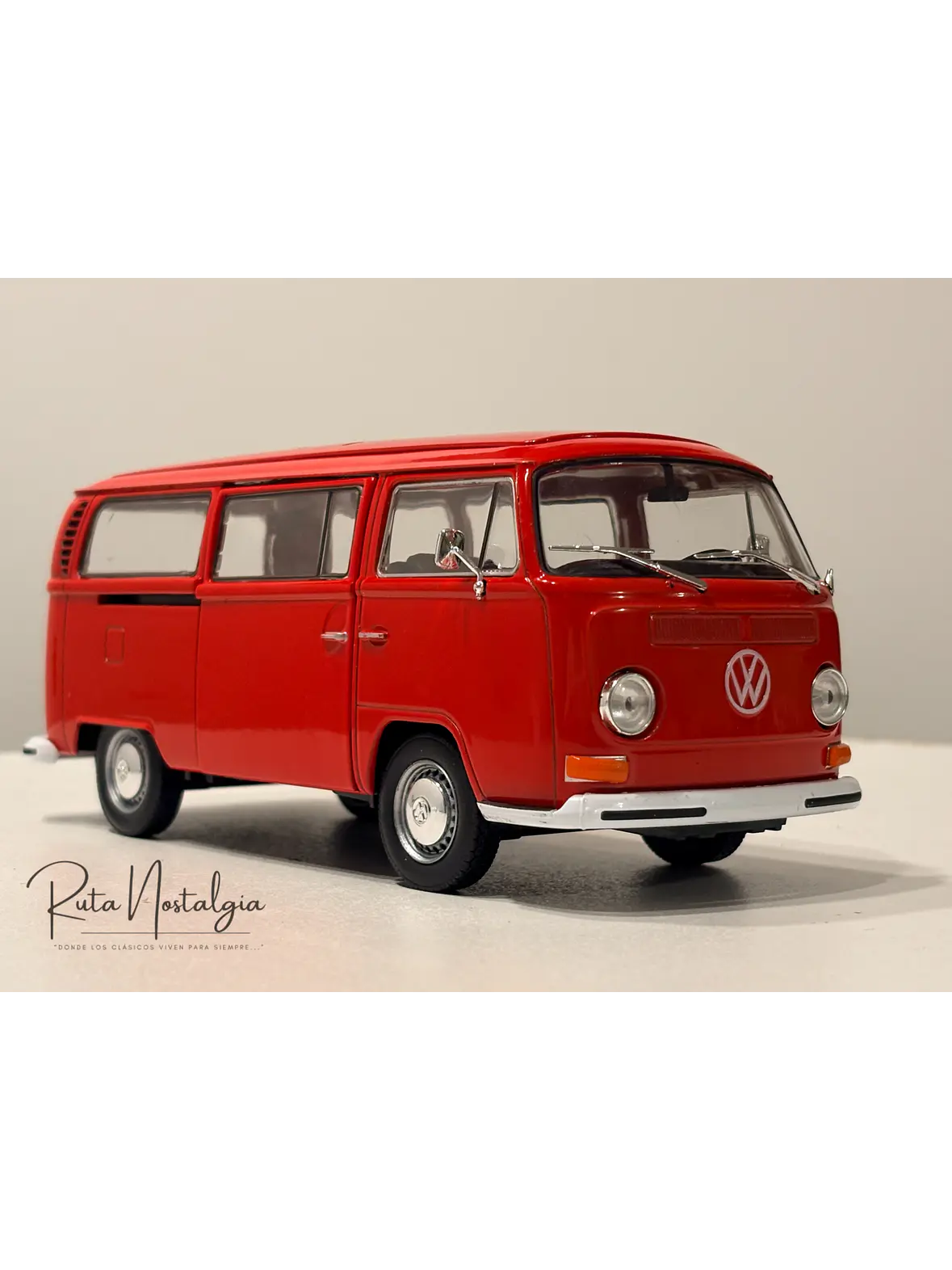 Furgón a escala Volkswagen Kombi T2 Bus 1972 | 1:24 Welly – Microbús nostálgico de colección 1