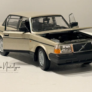 Volvo 240 GL | Welly 1:24 | Auto antiguo de colección