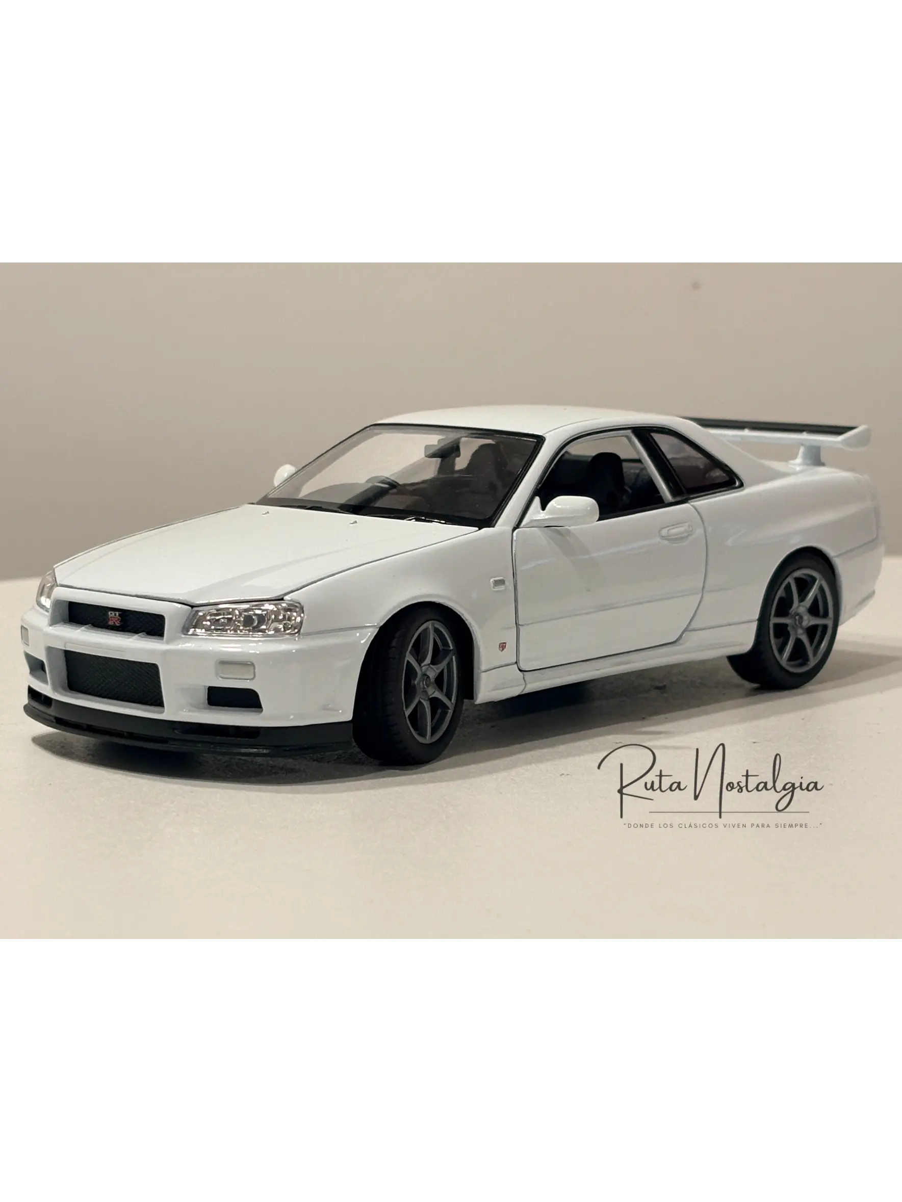 Nissan Skyline GT-R (R34) — Welly NEX Models 1:24 | JDM Legend de colección 5