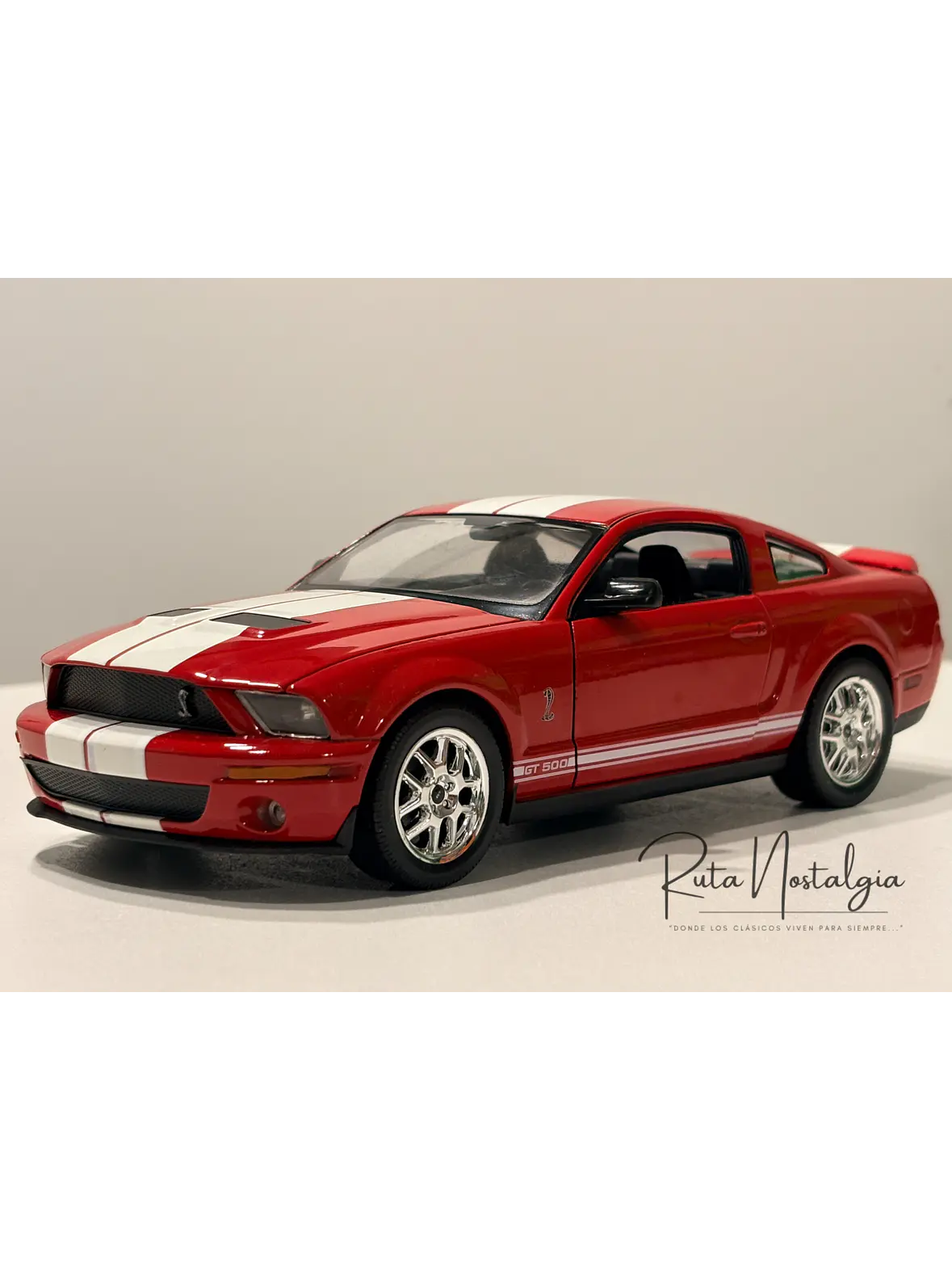 2007 Shelby Cobra GT500 — Welly NEX Models 1:24 | Muscle Car americano de colección 4