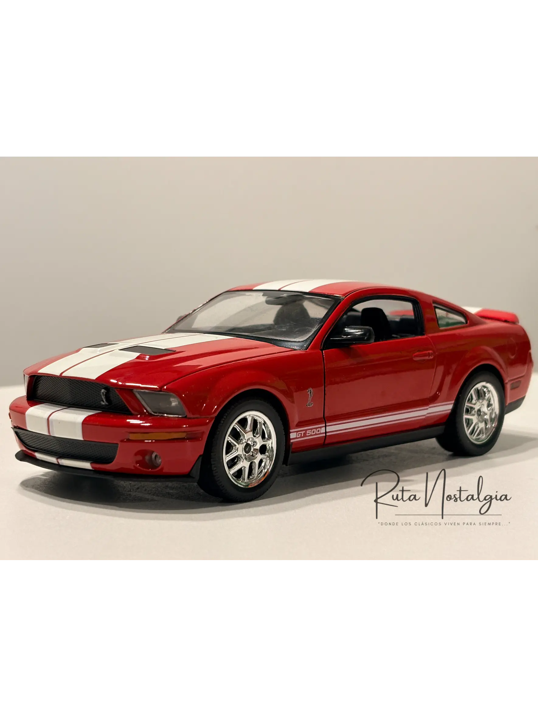 2007 Shelby Cobra GT500 — Welly NEX Models 1:24 | Muscle Car americano de colección 4