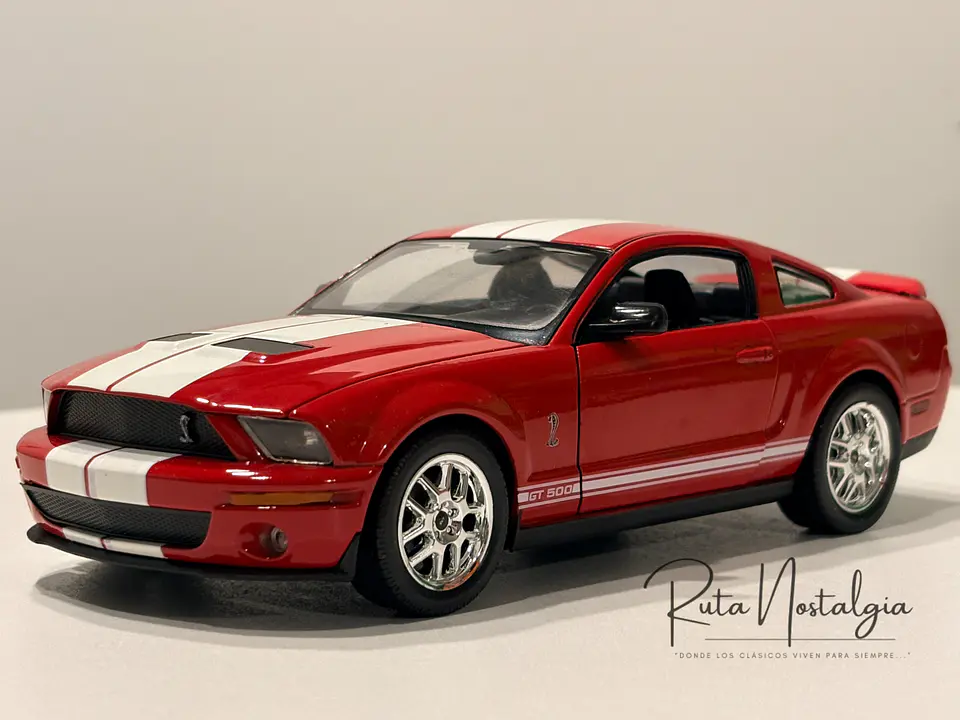 Auto Shelby Cobra GT500 (2007) | Welly Escala 1:24 4