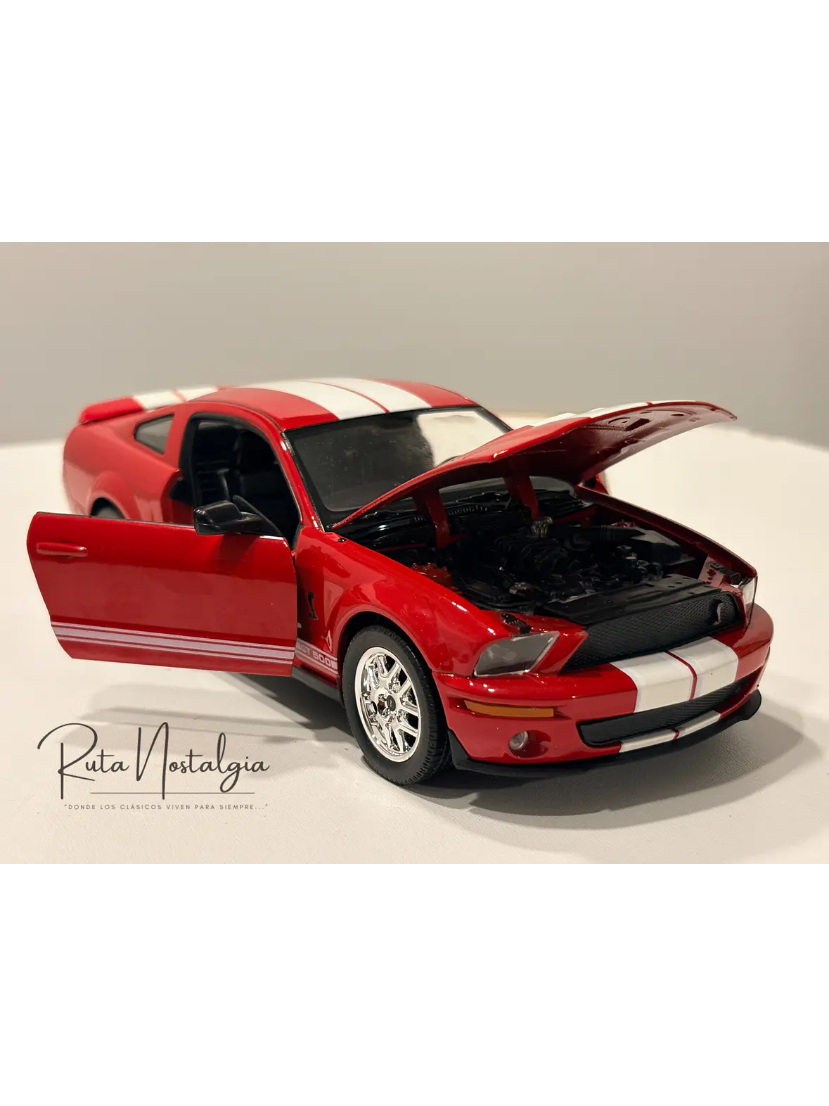 2007 Shelby Cobra GT500 — Welly NEX Models 1:24 | Muscle Car americano de colección 1