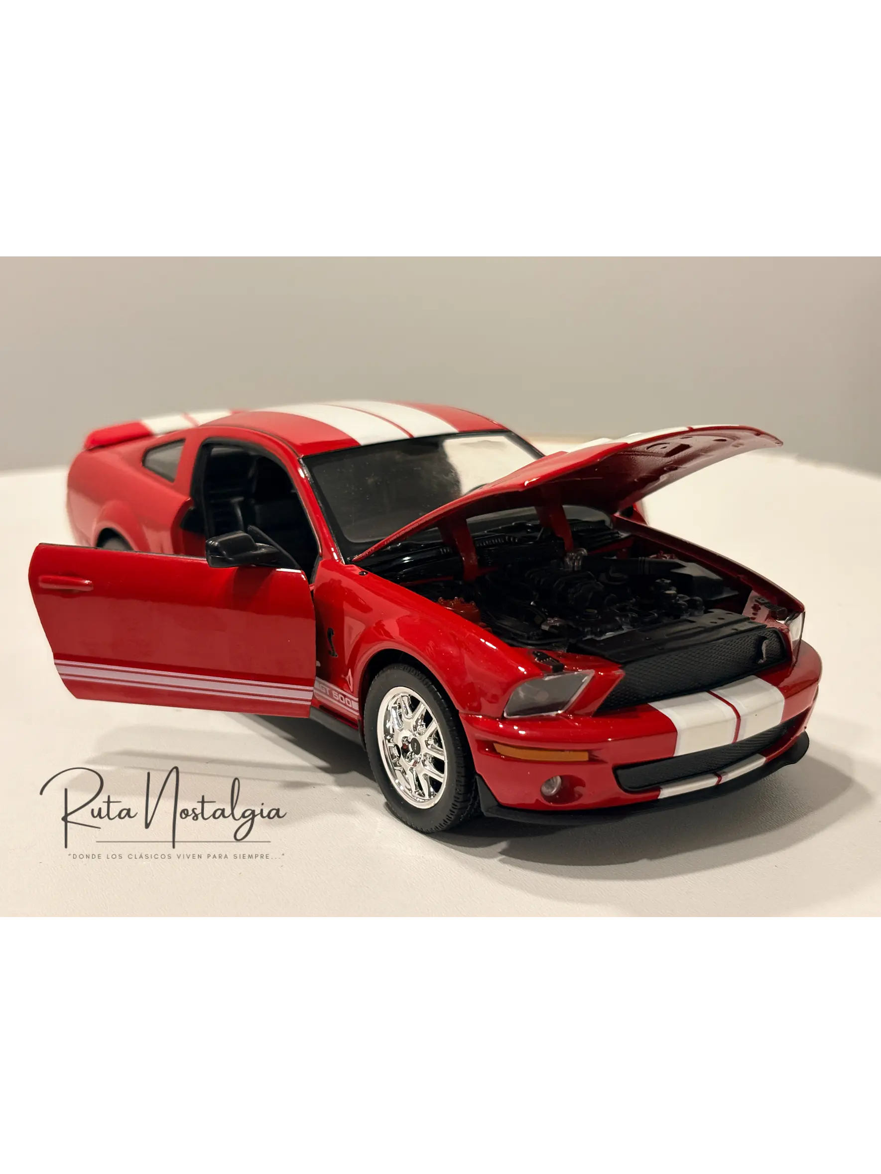 2007 Shelby Cobra GT500 — Welly NEX Models 1:24 | Muscle Car americano de colección 1