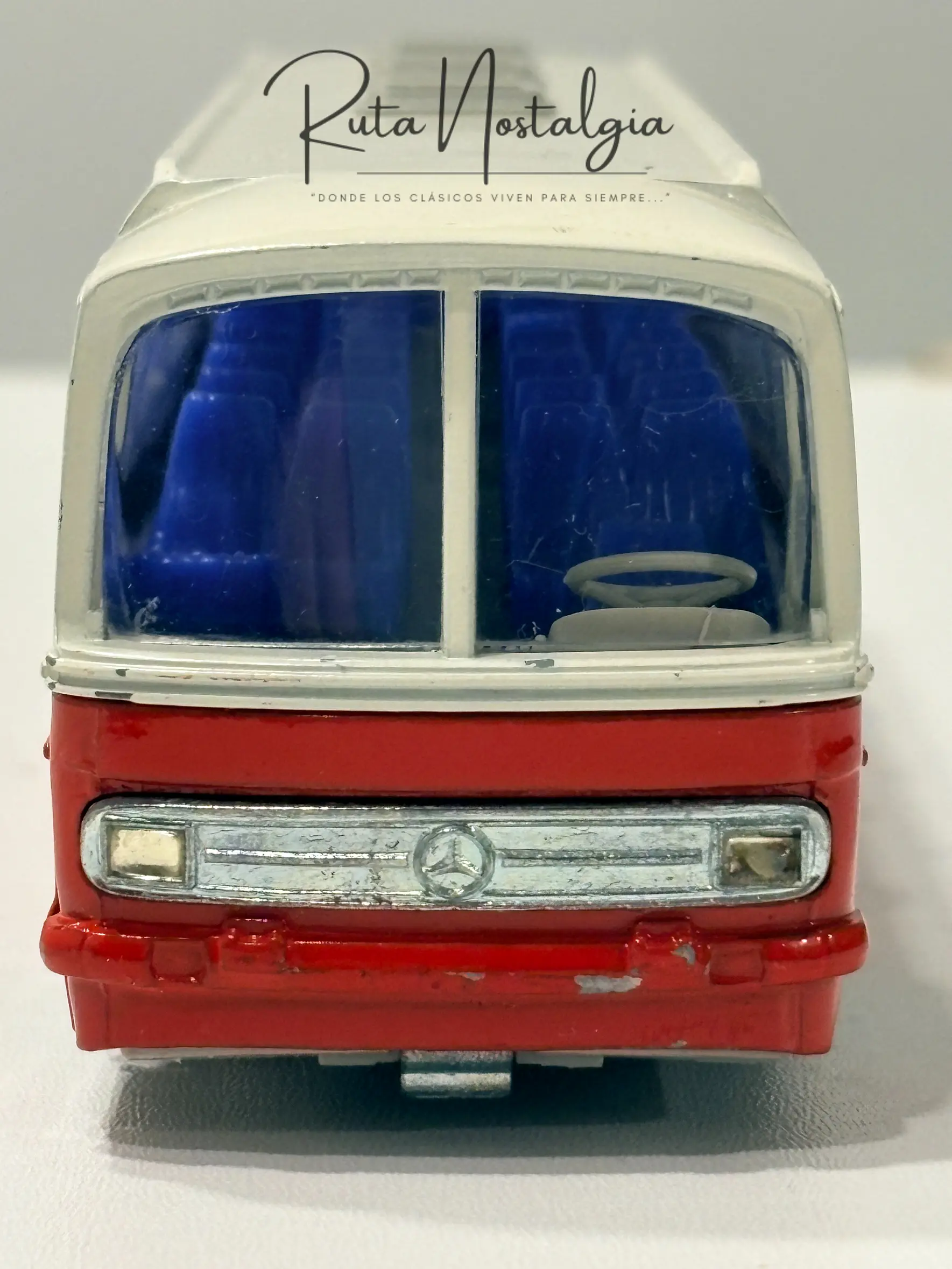 Bus Mercedes-Benz O-302 | Tekno Holland N° 950 - Escala 1:60 | Reliquia coleccionable de la década de los 70's 3