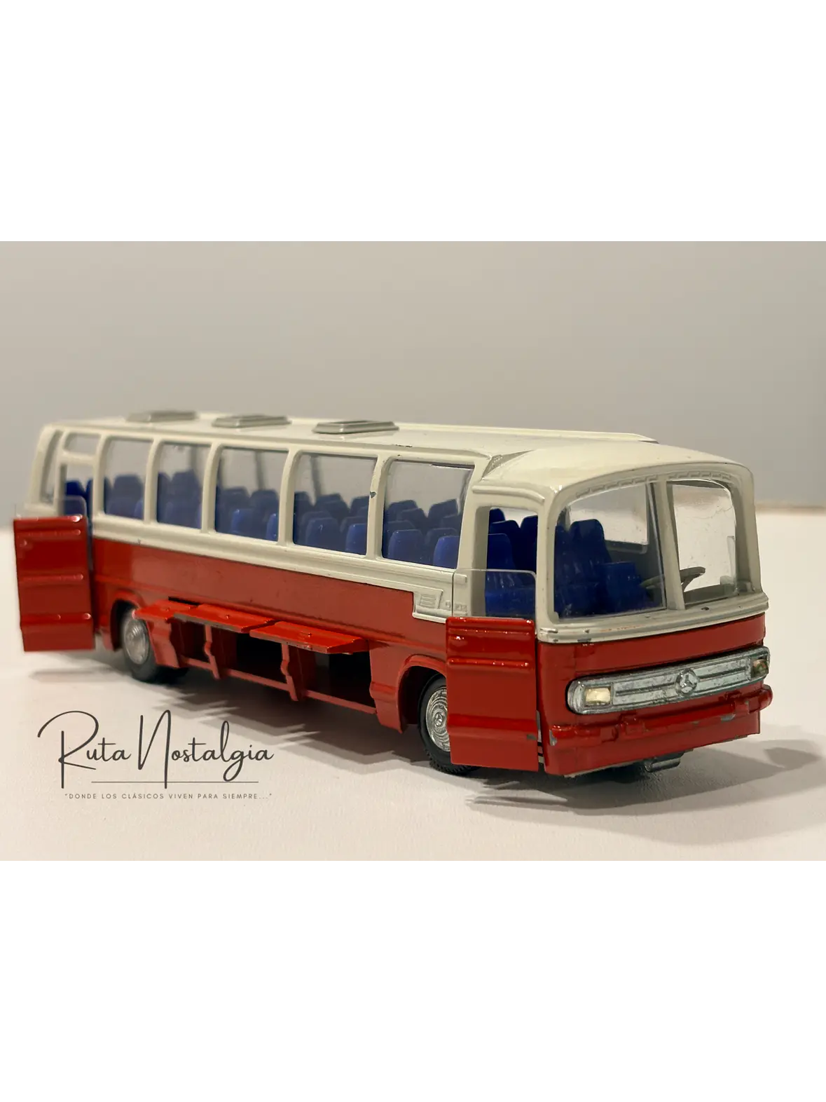 Bus Mercedes-Benz O-302 | Tekno Holland N° 950 - Escala 1:60 | Reliquia coleccionable de la década de los 70's 1