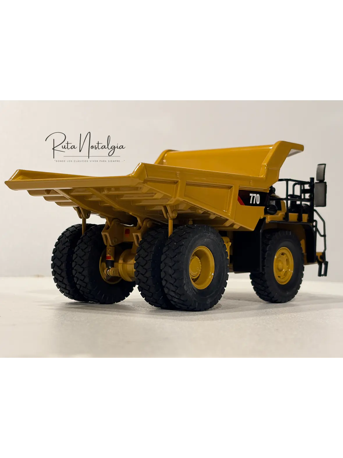Camiónd de Obra CAT 770D - Diecast Masters  1:50 | Camión Off - Highway Dumper  8