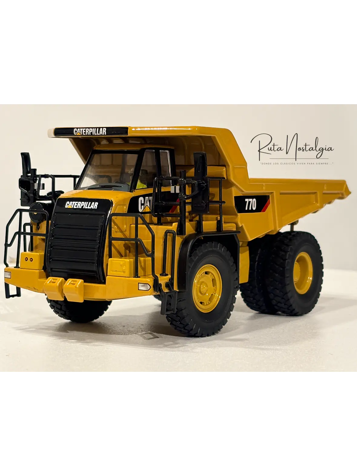 Camiónd de Obra CAT 770D - Diecast Masters  1:50 | Camión Off - Highway Dumper  5
