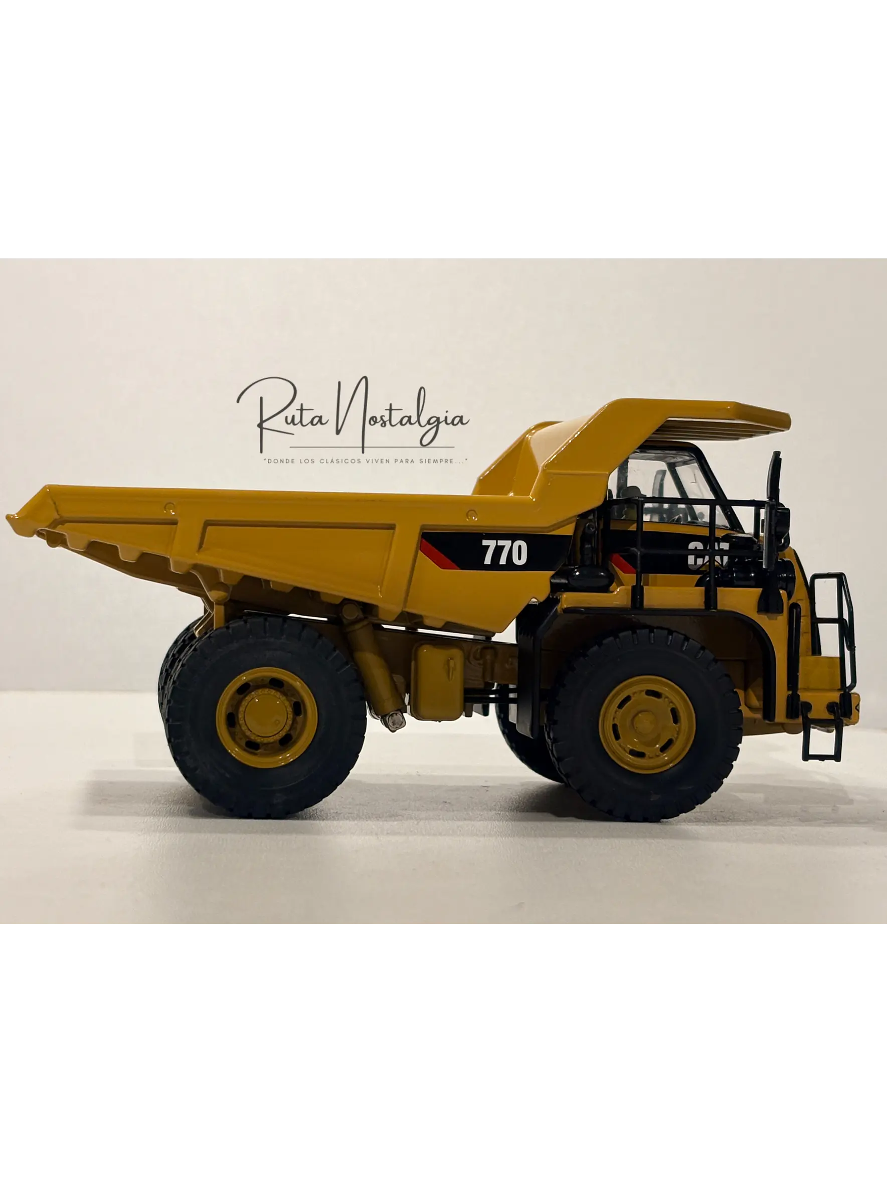 Camiónd de Obra CAT 770D - Diecast Masters  1:50 | Camión Off - Highway Dumper  9