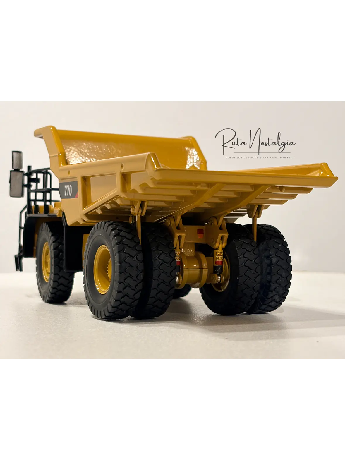 Camiónd de Obra CAT 770D - Diecast Masters  1:50 | Camión Off - Highway Dumper  7