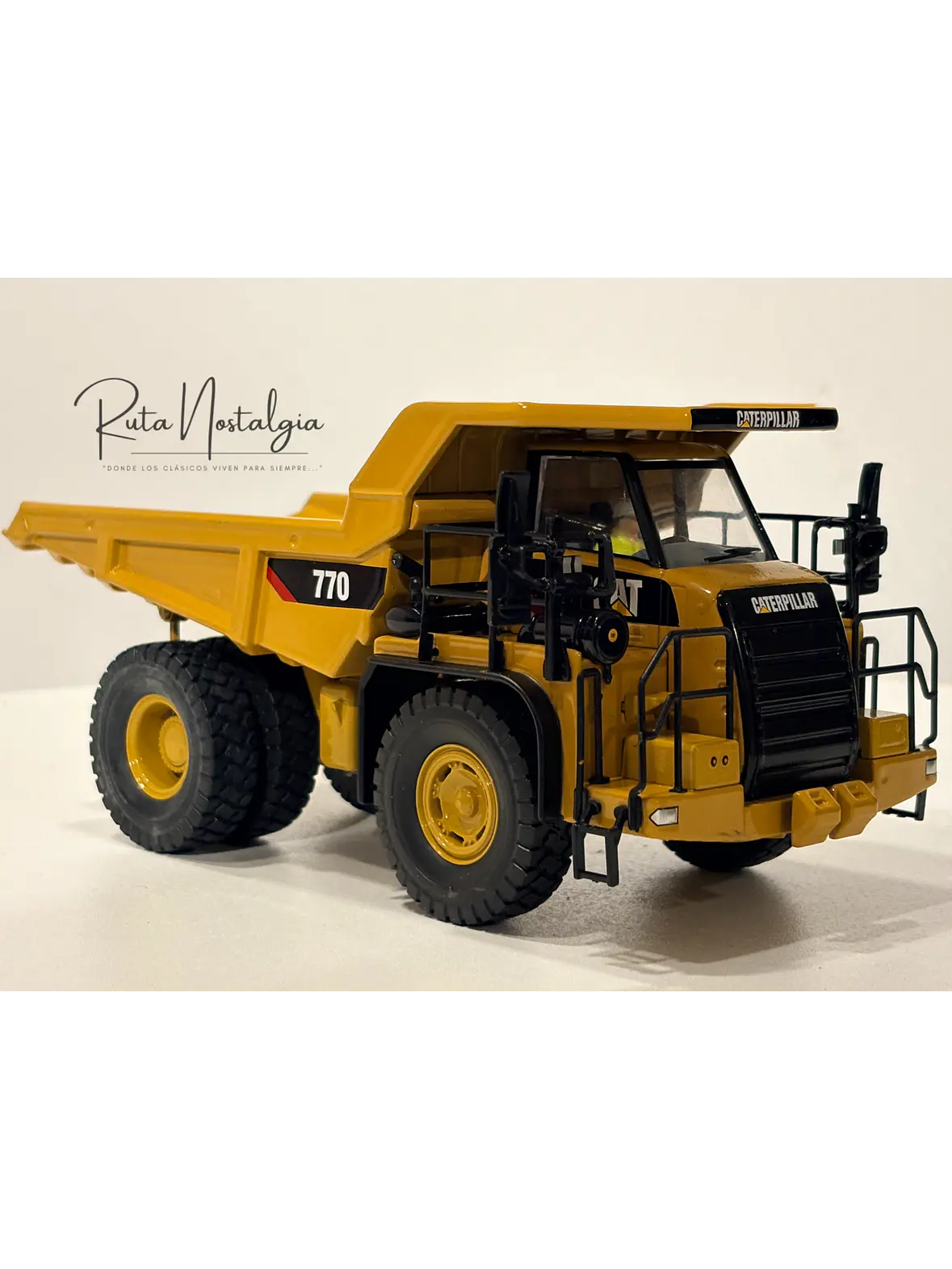 Camiónd de Obra CAT 770D - Diecast Masters  1:50 | Camión Off - Highway Dumper  10