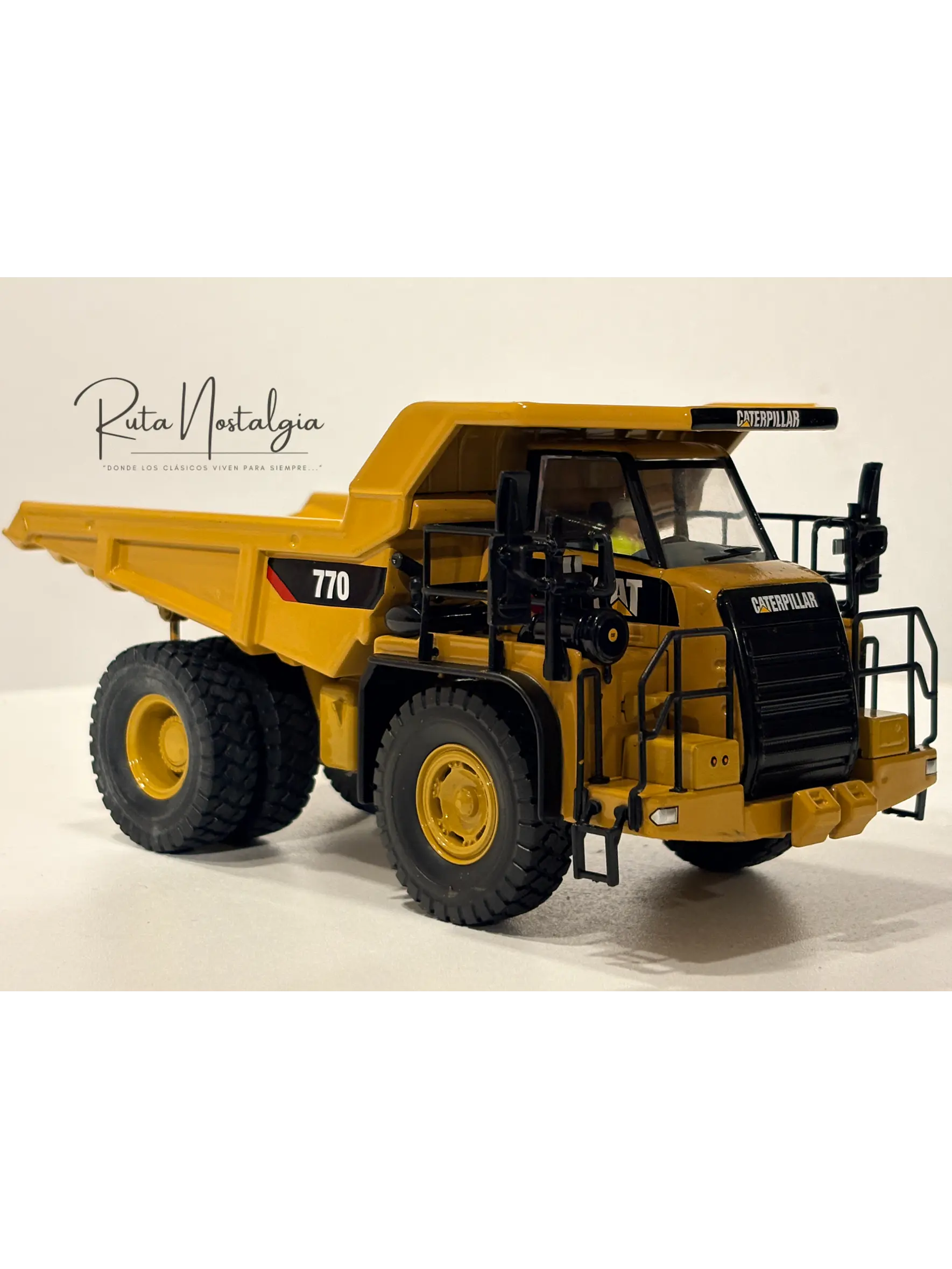 Camiónd de Obra CAT 770D - Diecast Masters  1:50 | Camión Off - Highway Dumper  10