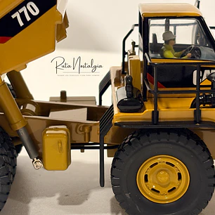 Camiónd de Obra CAT 770D - Diecast Masters  1:50 | Camión Off - Highway Dumper 