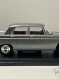 Peugeot 404 1960 — WhiteBox 1:24 | Gris Metálico | El auto familiar chileno de los 60s - thumbnail 4