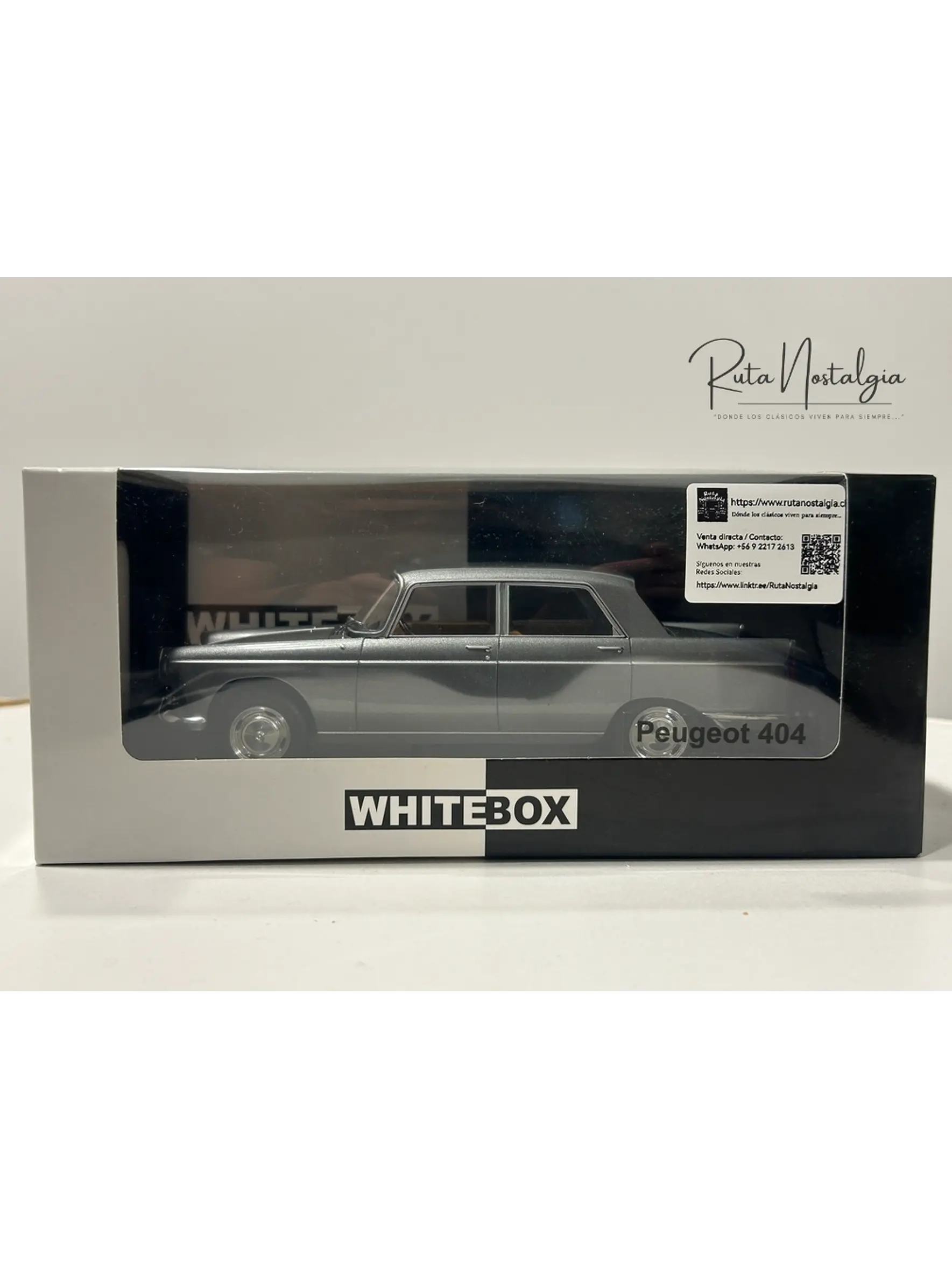 Peugeot 404 1960 — WhiteBox 1:24 | Gris Metálico | El auto familiar chileno de los 60s 10