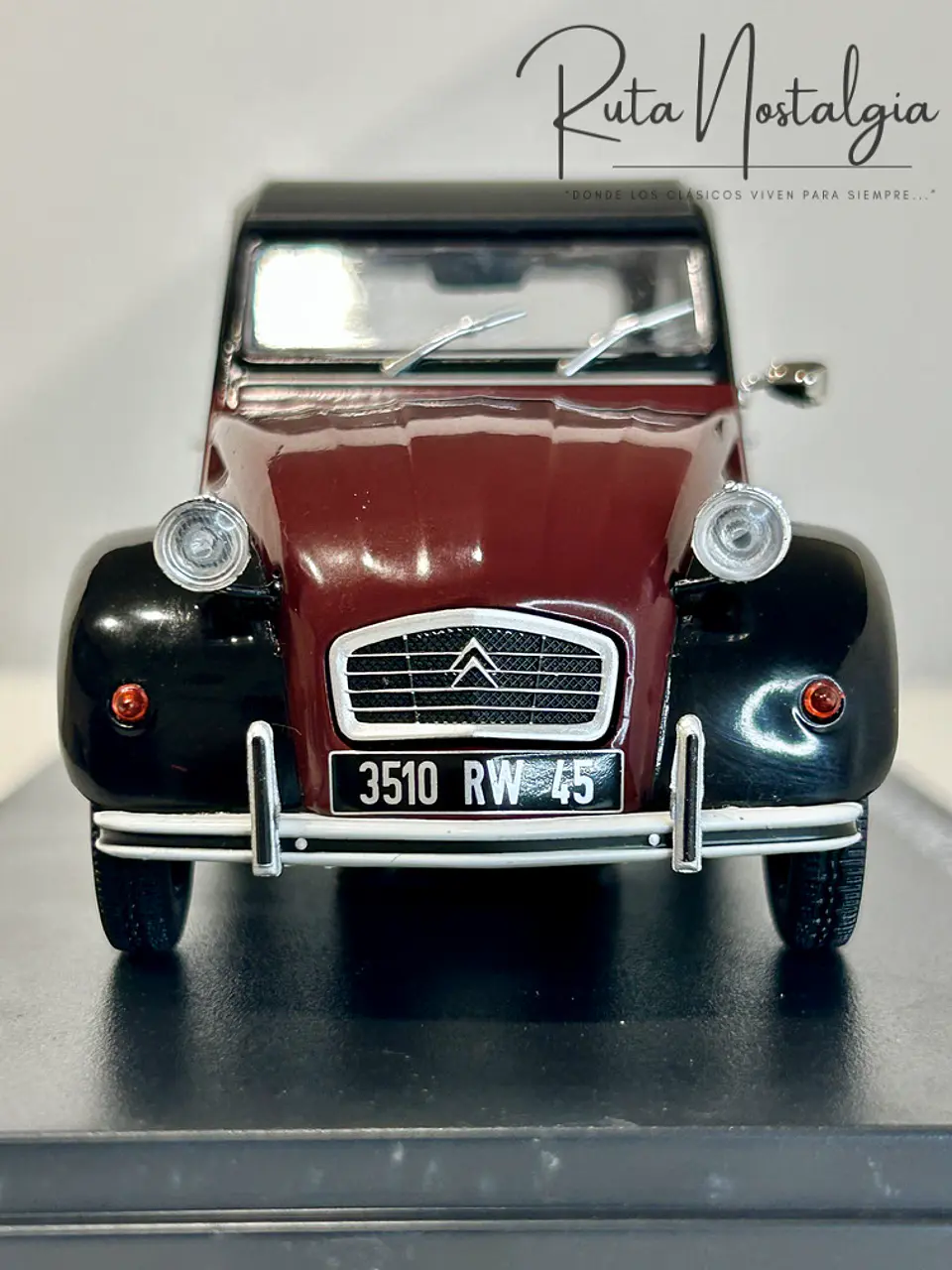 Auto Citroën 2CV6 Charleston 1982 Escala 1:24 2