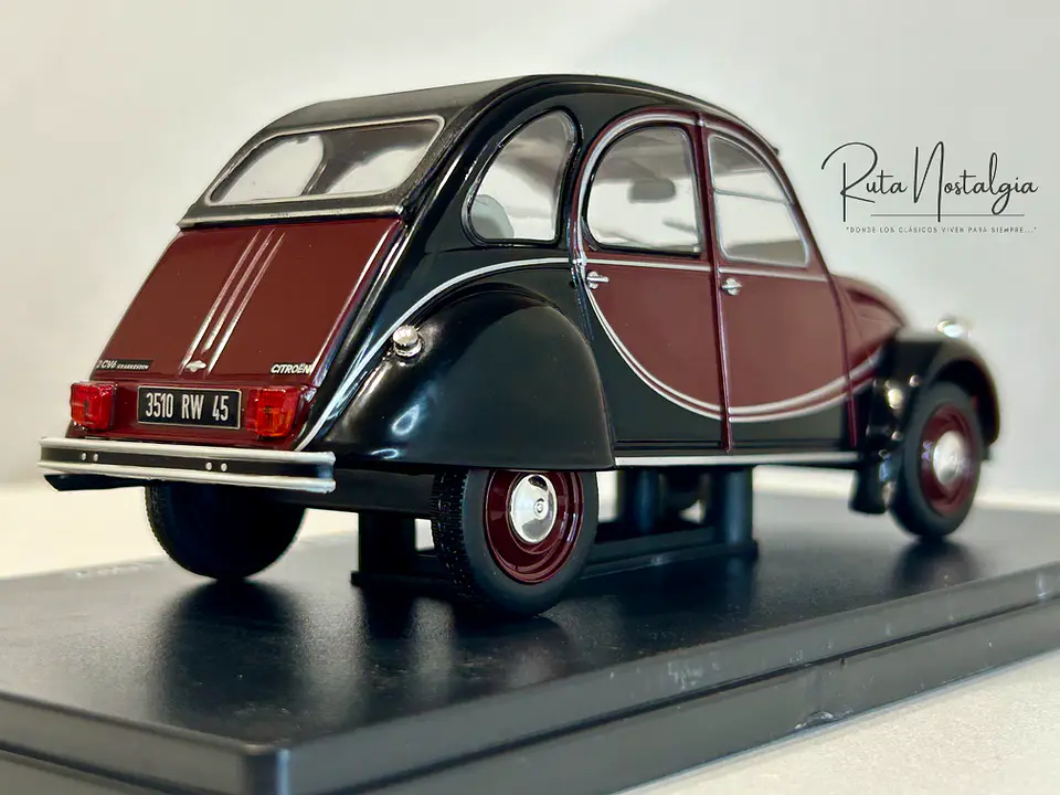 Auto Citroën 2CV6 Charleston 1982 Escala 1:24 5