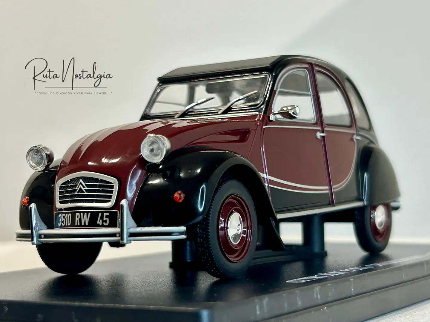 Auto Citroën 2CV6 Charleston 1982 Escala 1:24 1