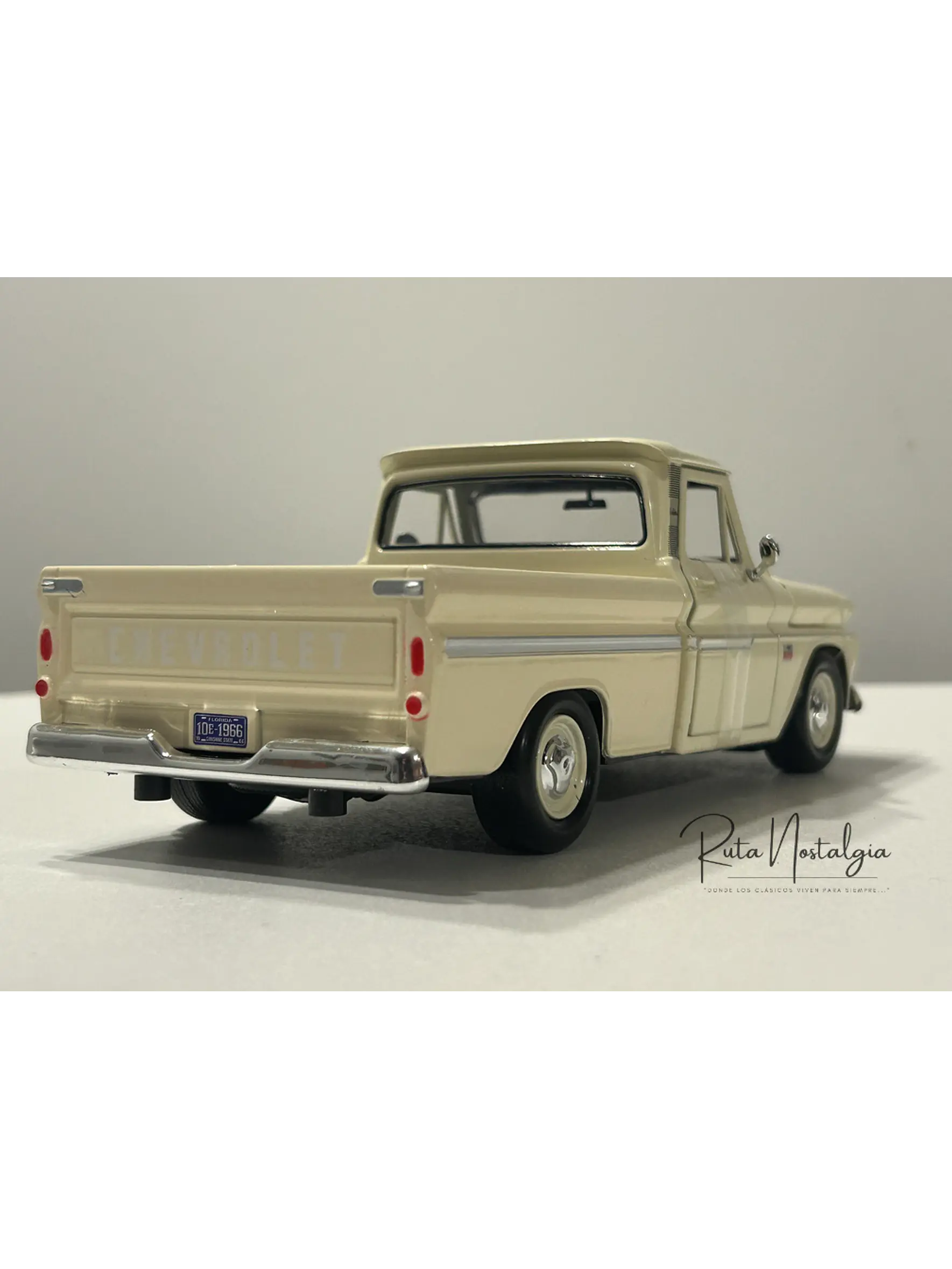 Motormax Chevrolet C10 Fleetside Pick-Up 1966, 1:24 – Clásico “C-10” primera generación | Ruta Nostalgia Chile 8