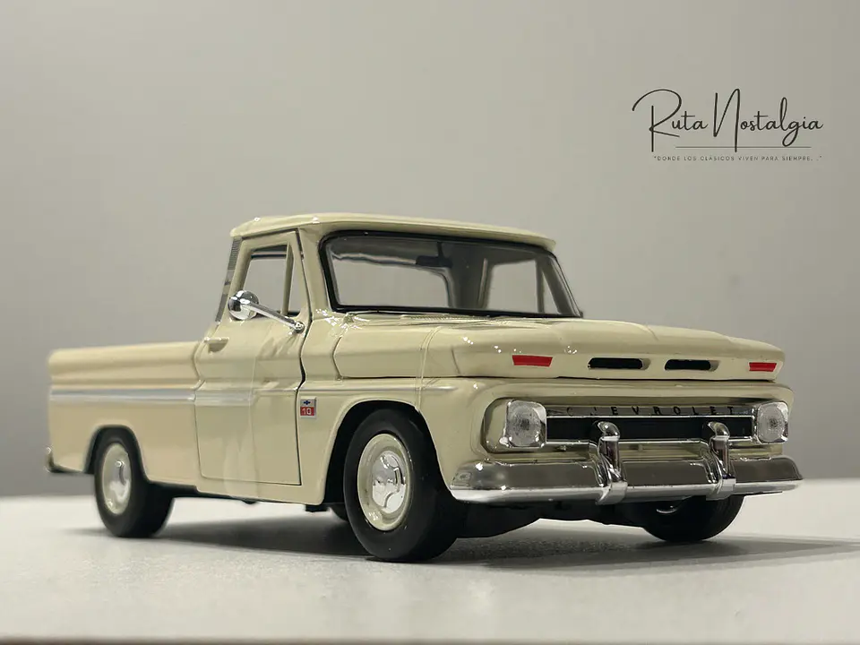 Camioneta Chevrolet C10 Fleetside Pick-Up | Motormax 1:24 1