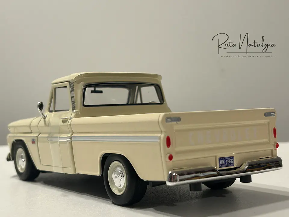 Camioneta Chevrolet C10 Fleetside Pick-Up | Motormax 1:24 6