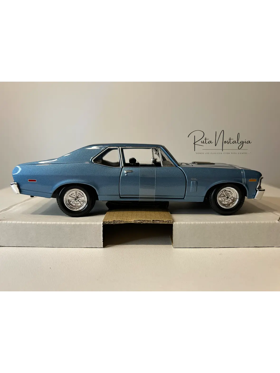 Chevrolet Nova SS 1970 — Maisto Special Edition 1:24 | Azul Claro | El 