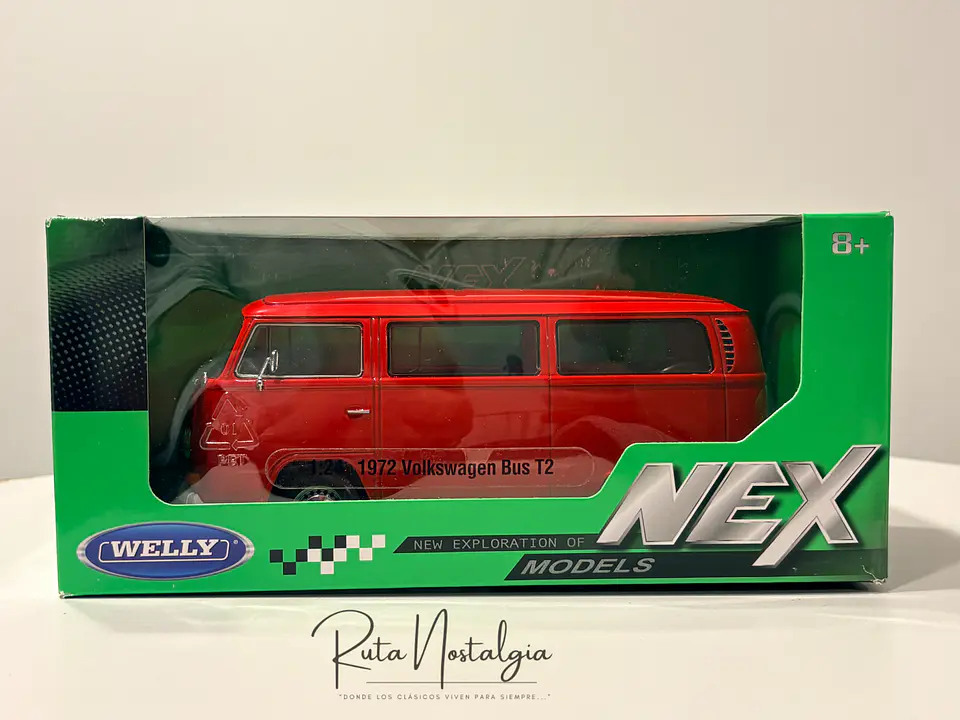 Furgón a escala Volkswagen Kombi T2 Bus 1972 | 1:24 Welly – MODELO CON ESPEJO REPARADO 11