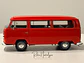 Furgón a escala Volkswagen Kombi T2 Bus 1972 | 1:24 Welly – MODELO CON ESPEJO REPARADO - Miniatura 6