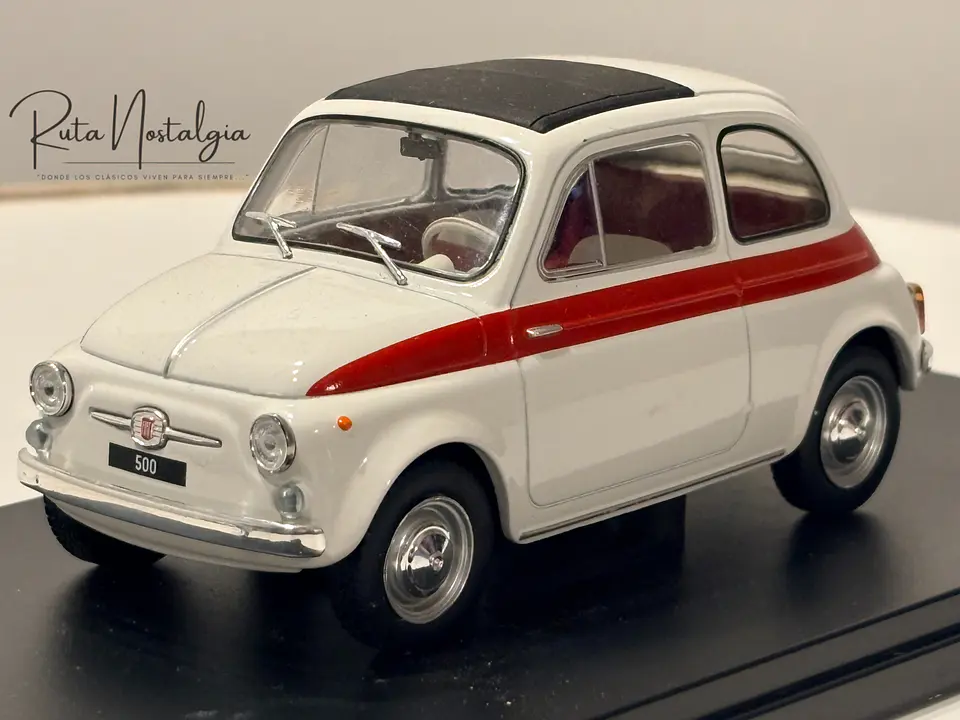 Fiat 500 1960 White/Red WhiteBox 1:24 | Auto Italiano Clásico de Colección - MODELO SIN CAJA 8
